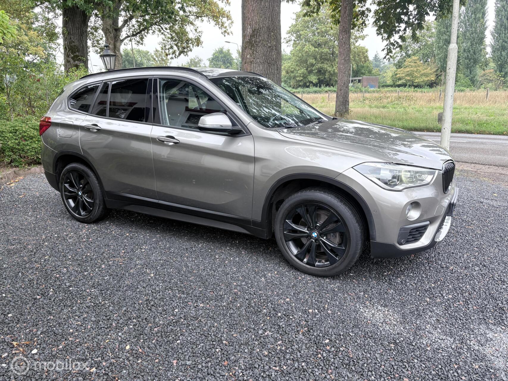 Foto van BMW X1 Sdrive18i