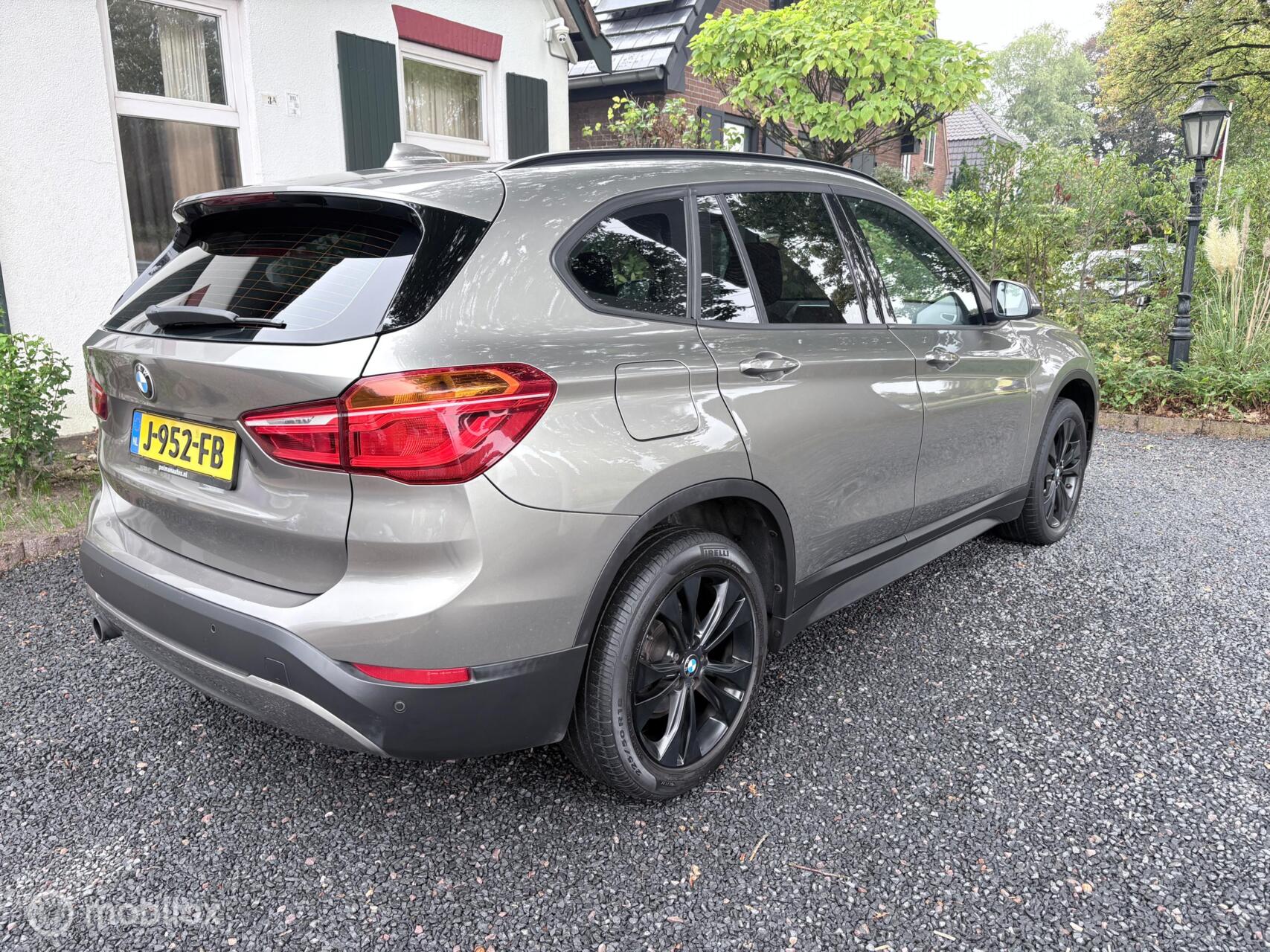 Foto van BMW X1 Sdrive18i
