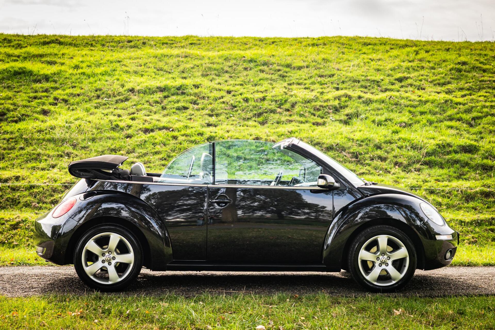 Foto van Volkswagen New Beetle Cabriolet