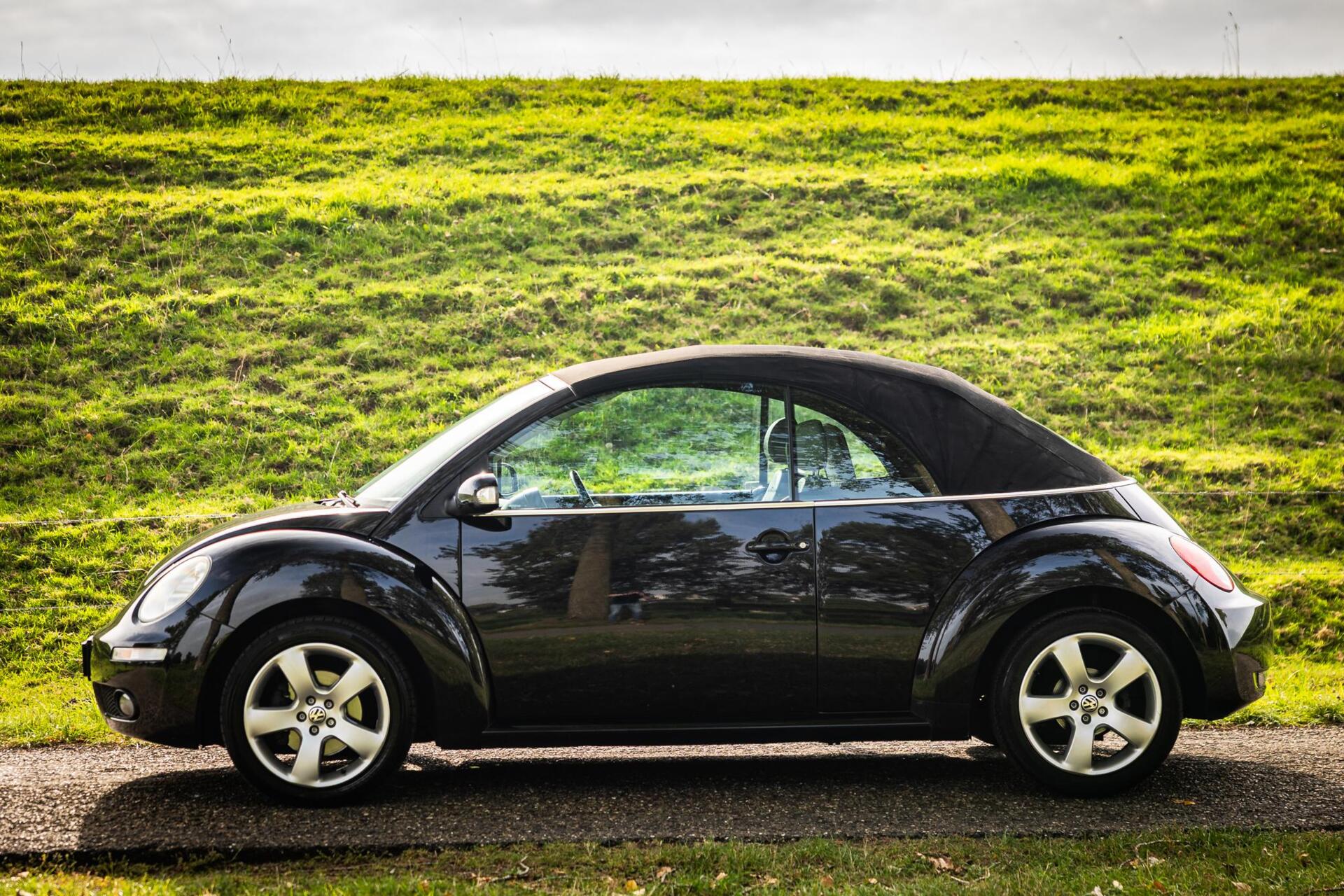 Foto van Volkswagen New Beetle Cabriolet