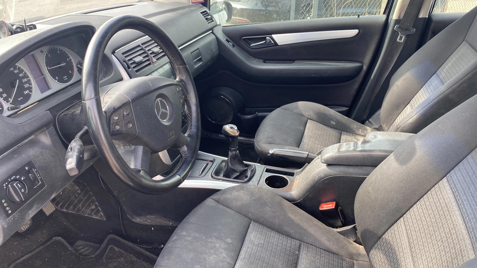 Foto van Mercedes-Benz B 180 CDI