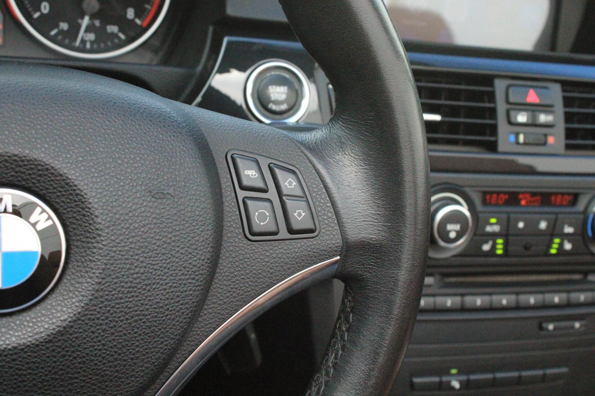 Foto van BMW 325i