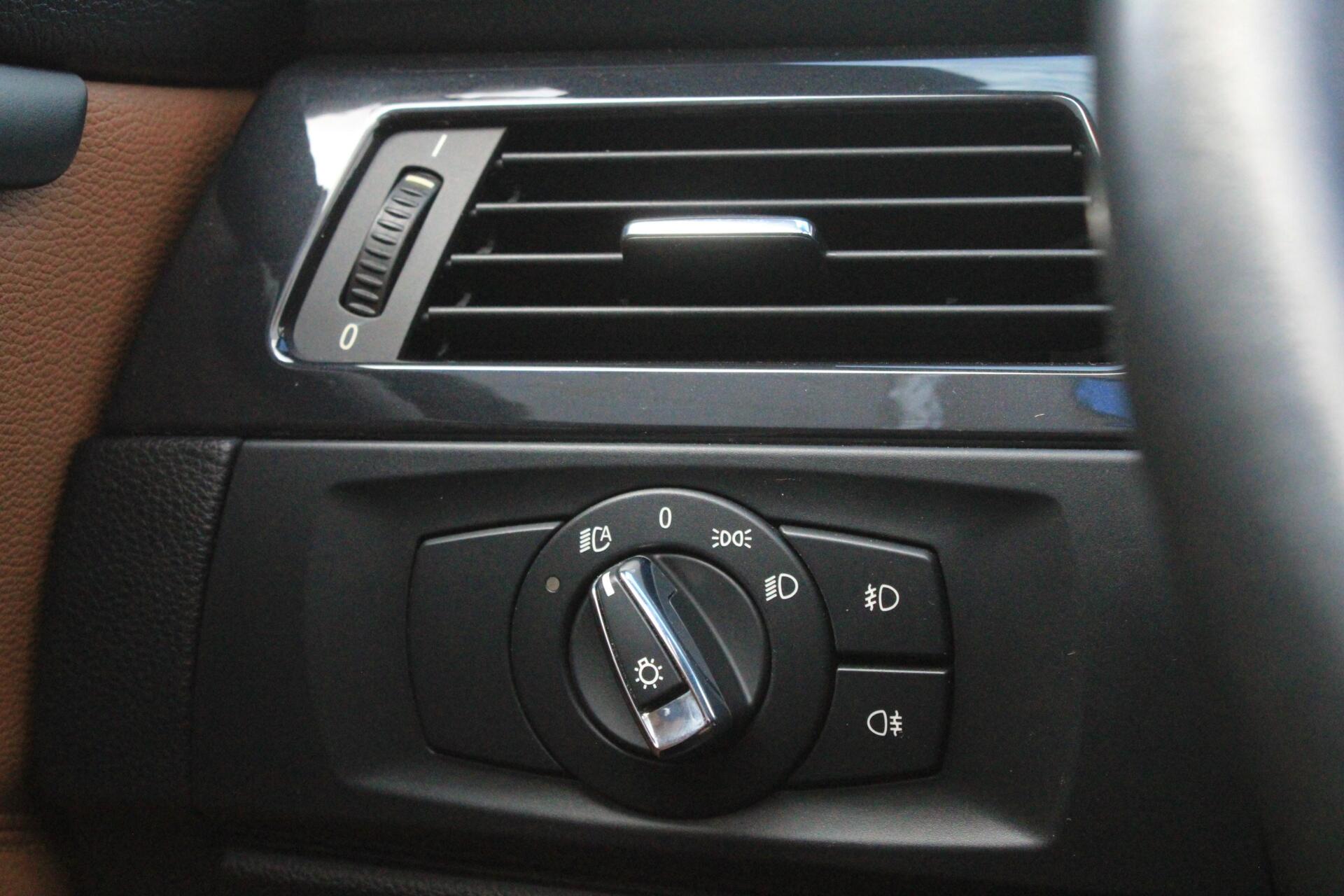 Foto van BMW 325i