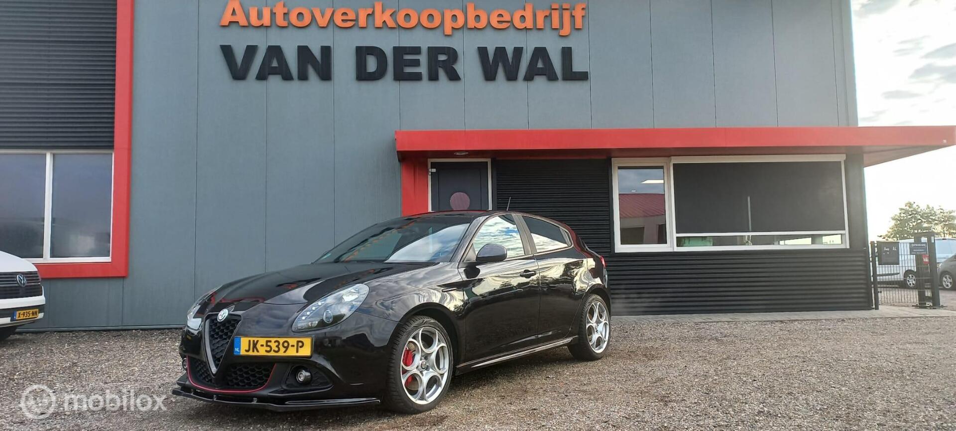 Alfa Romeo Giulietta 1.4 Turbo MultiAir Super 2016 - voorkant