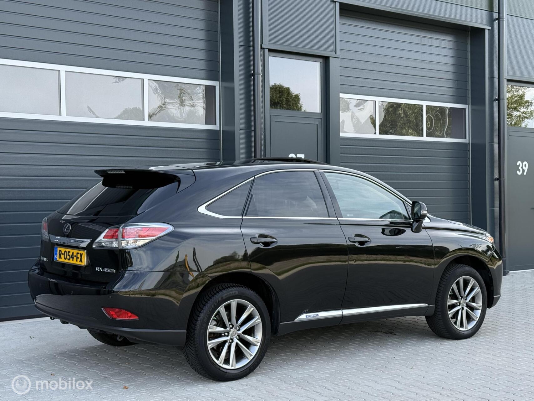 Foto van Lexus Lexus Rx450h