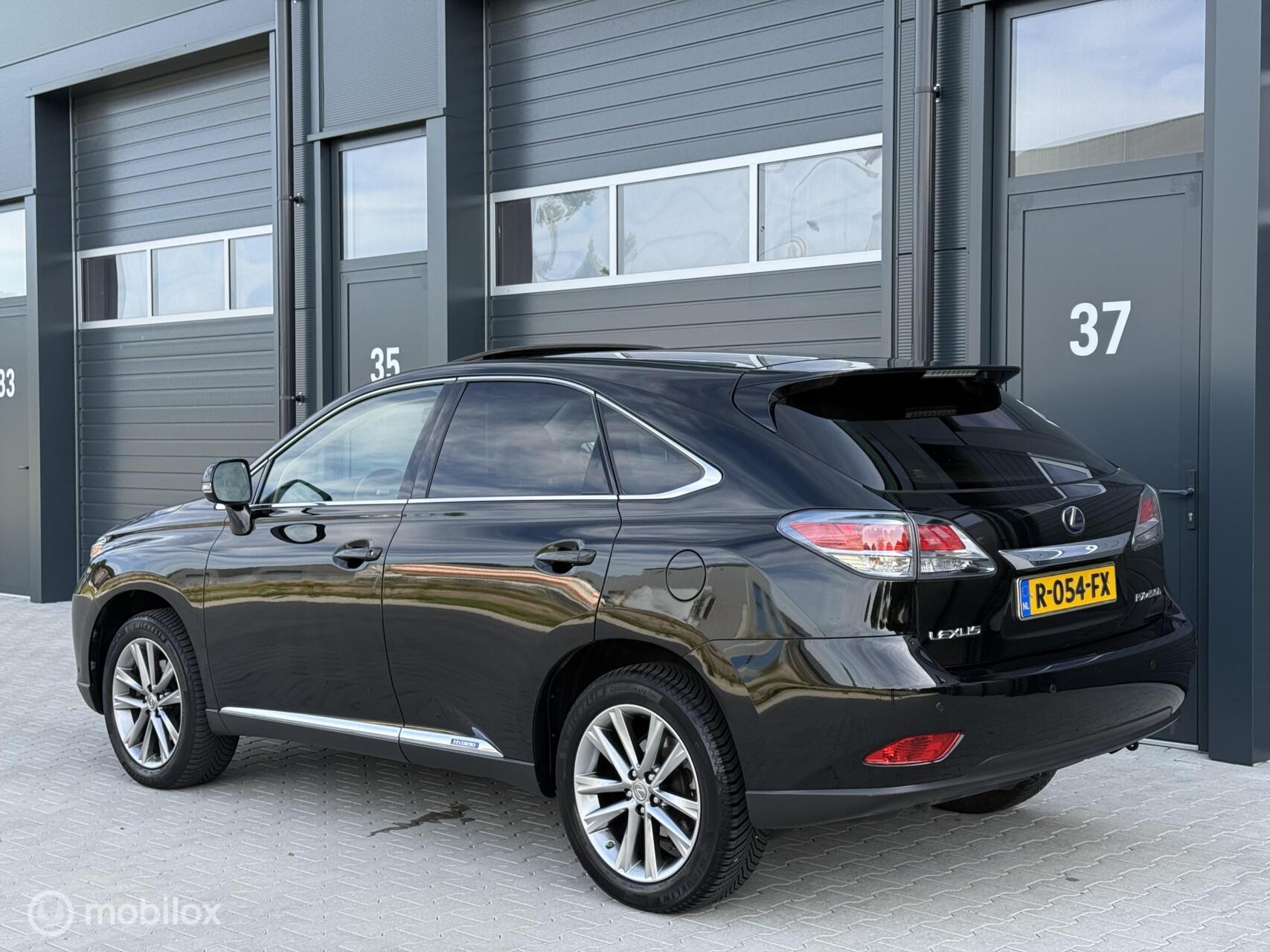 Foto van Lexus Lexus Rx450h