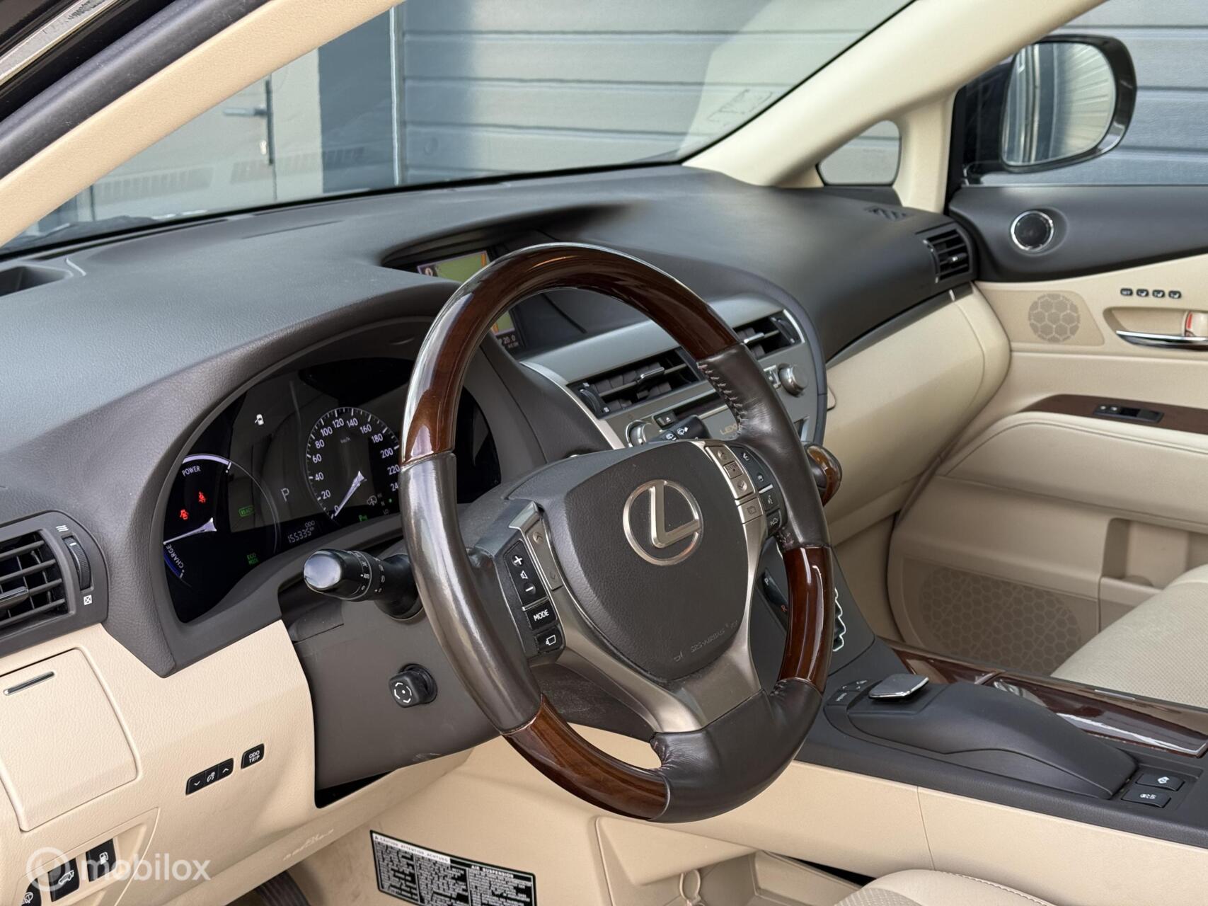Foto van Lexus Lexus Rx450h