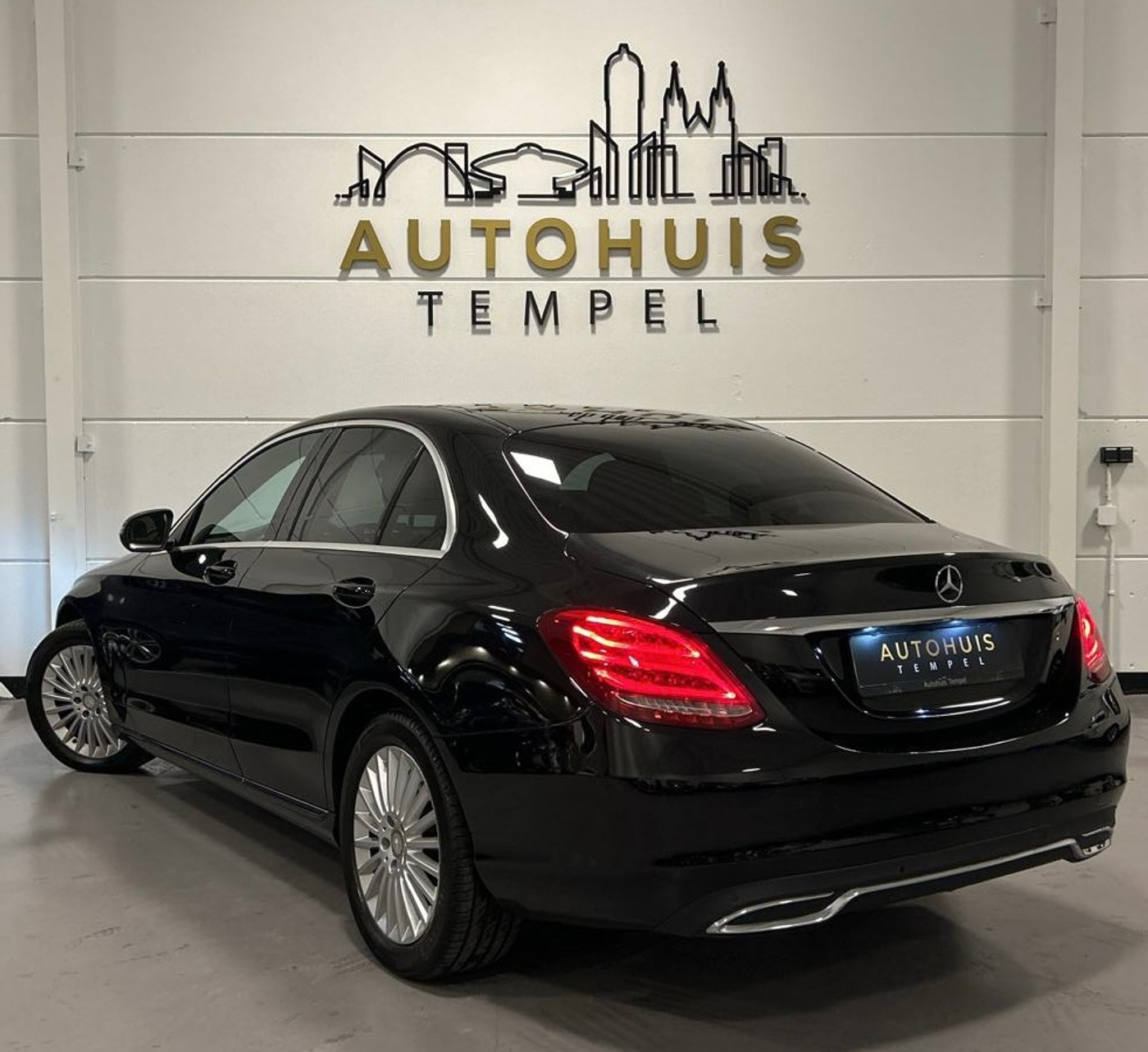 Foto van Mercedes-Benz C 300 H