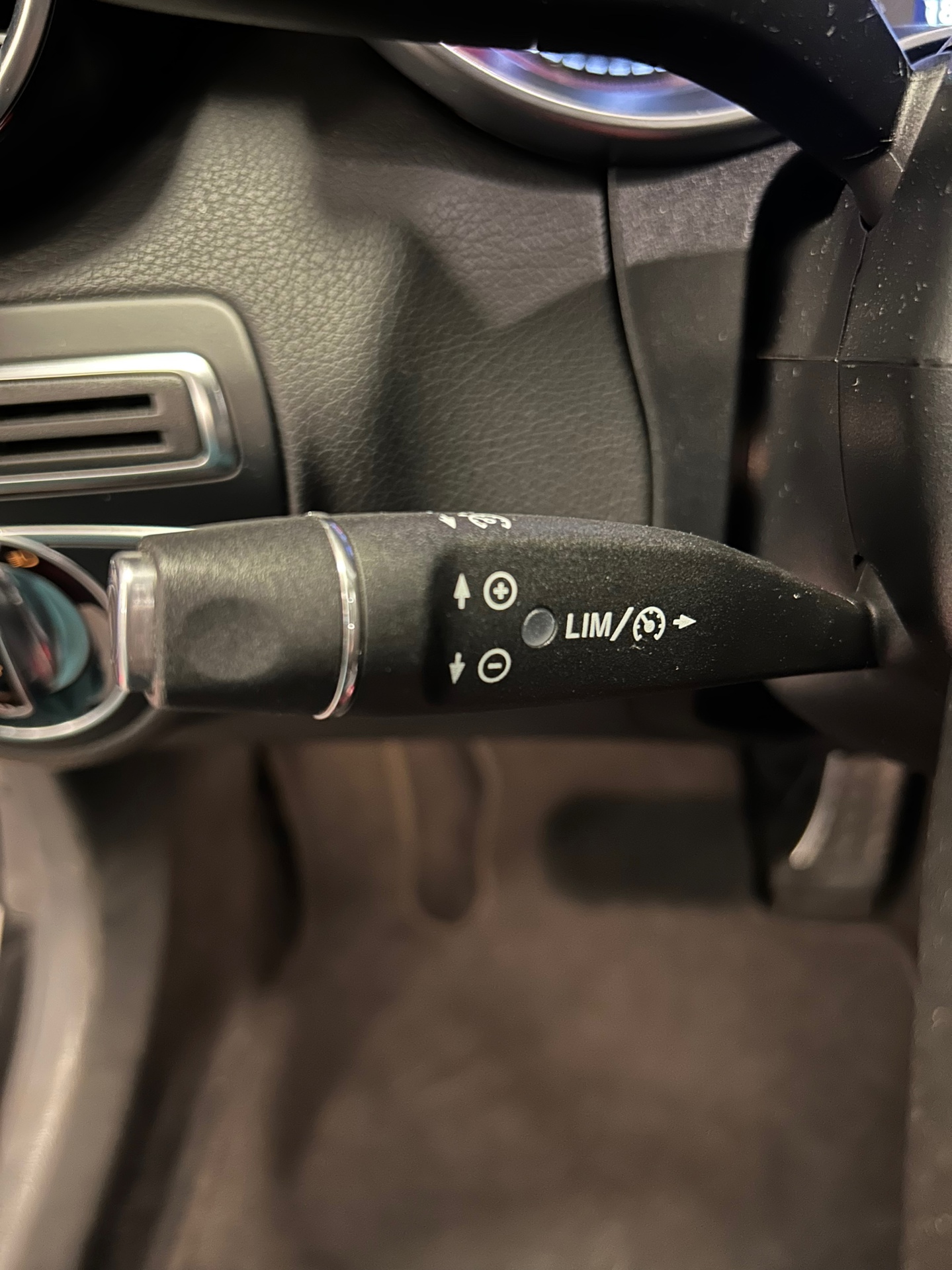 Foto van Mercedes-Benz C 300 H
