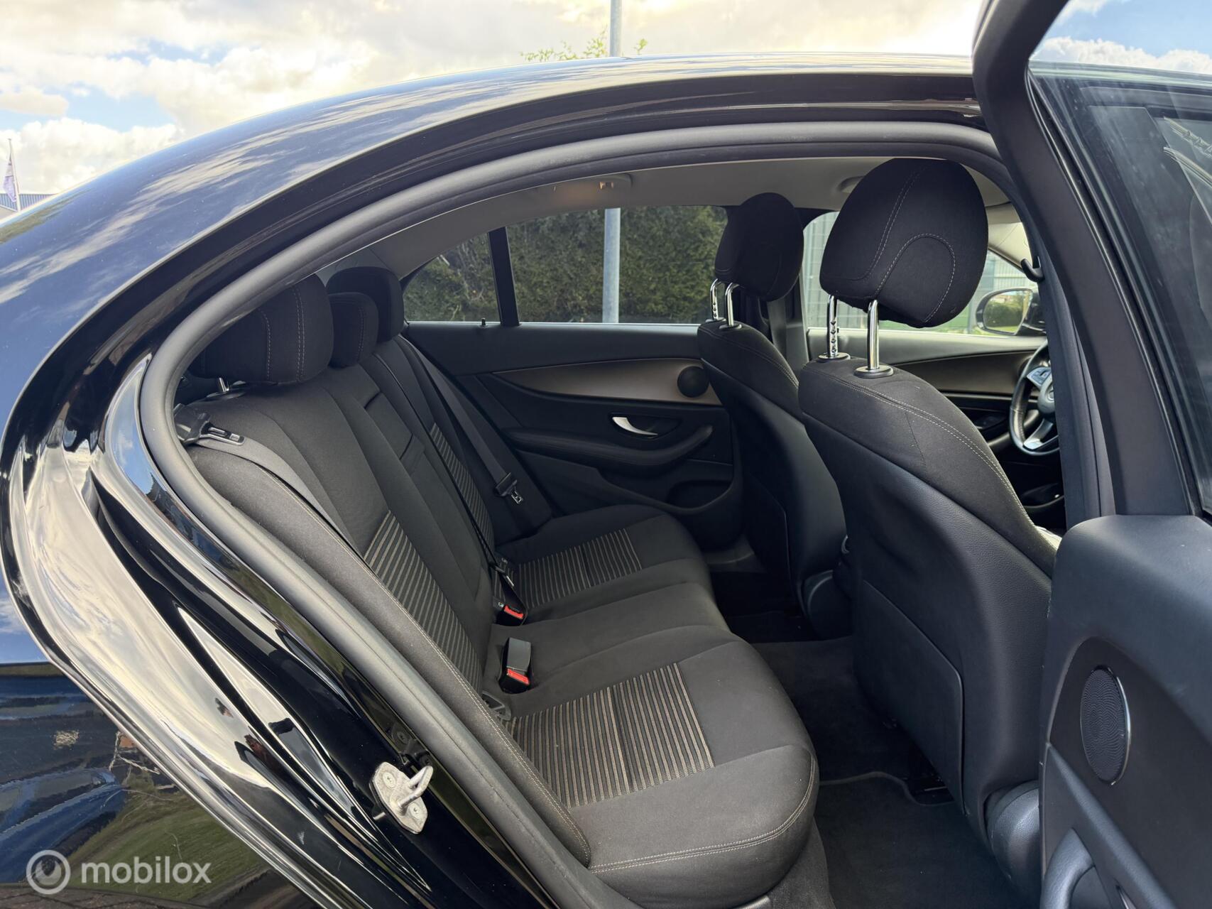 Foto van Mercedes-Benz E 220 D