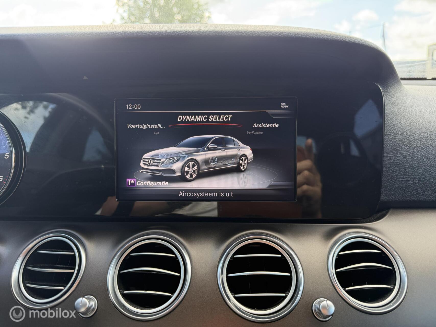 Foto van Mercedes-Benz E 220 D
