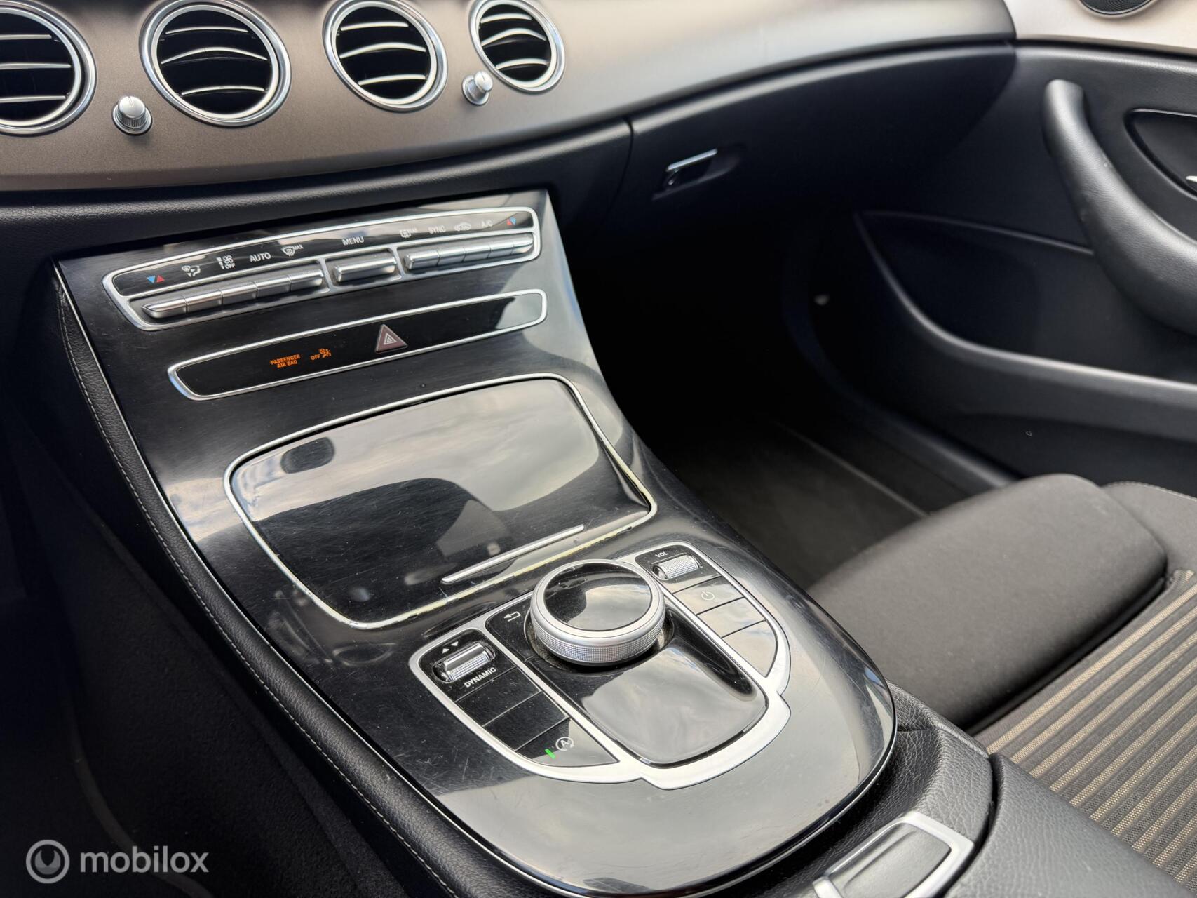 Foto van Mercedes-Benz E 220 D