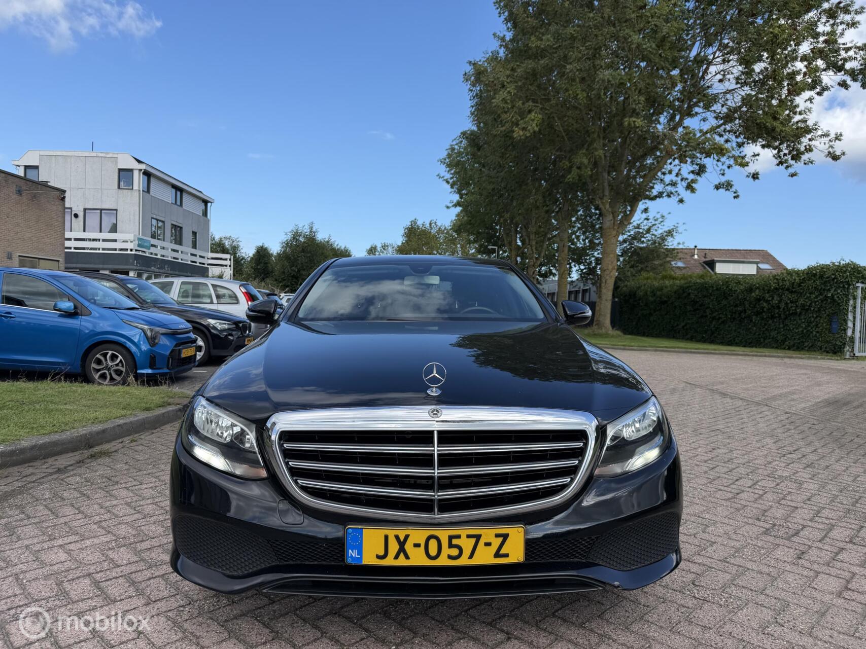 Foto van Mercedes-Benz E 220 D