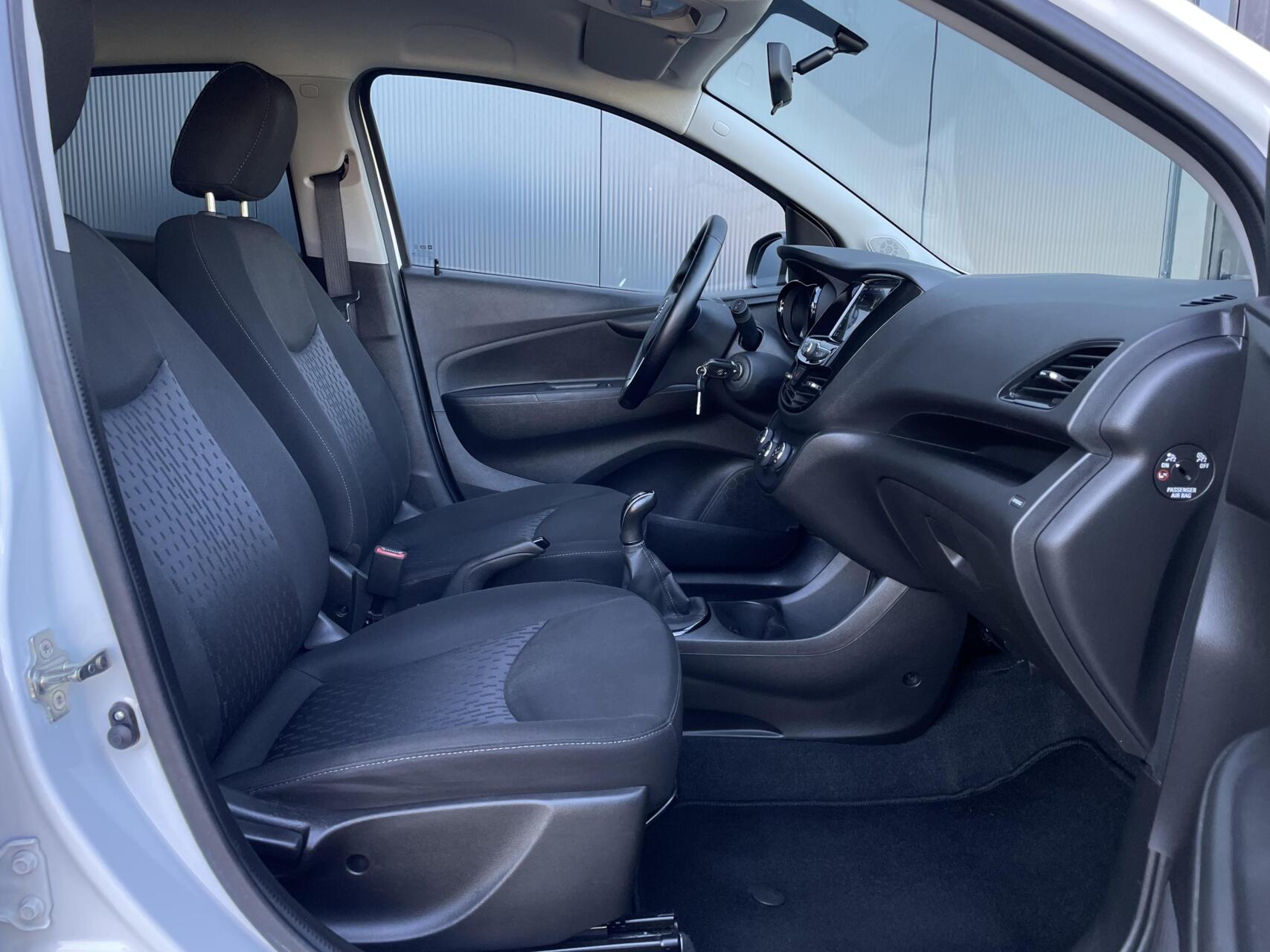 Foto van Opel Karl Rocks