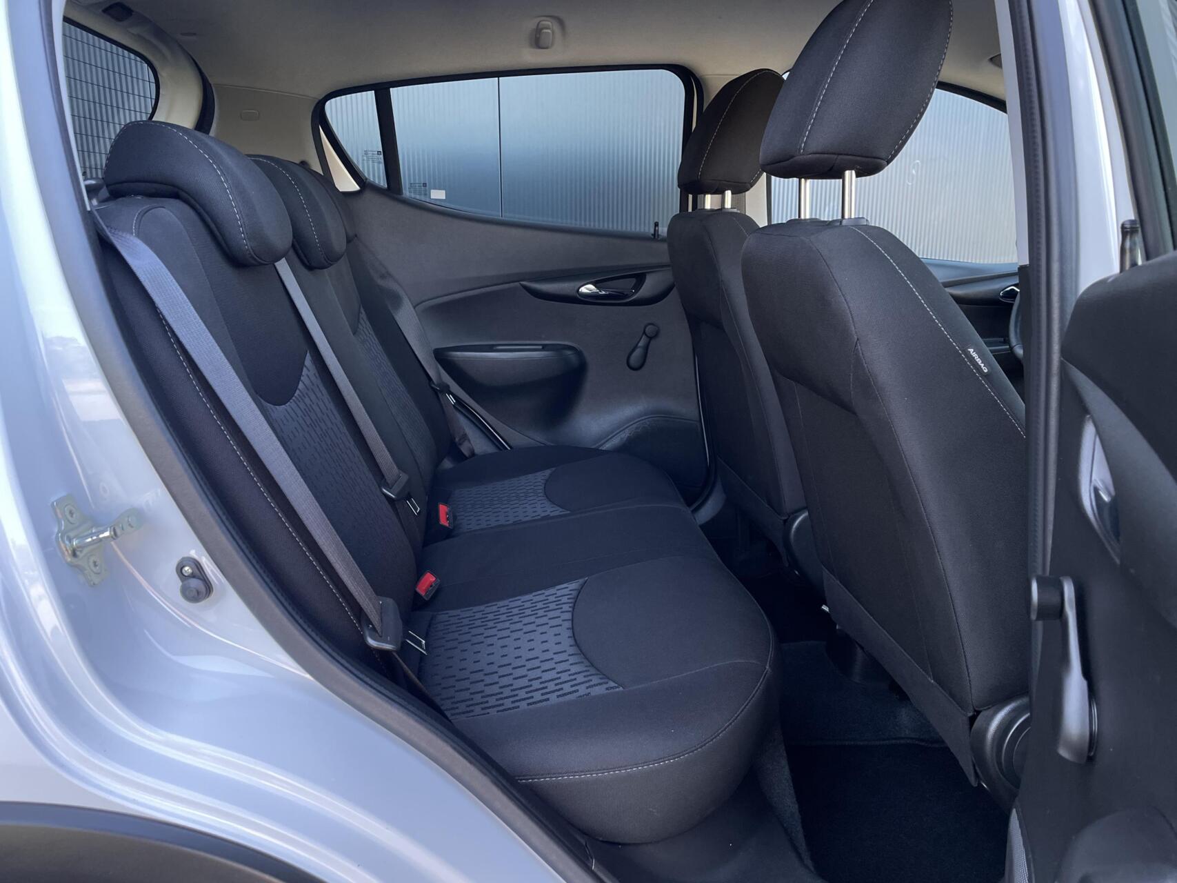 Foto van Opel Karl Rocks