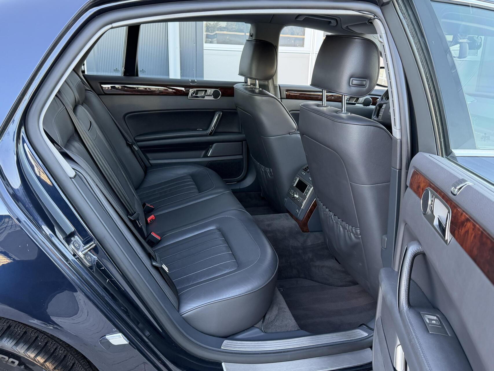 Foto van Volkswagen Phaeton
