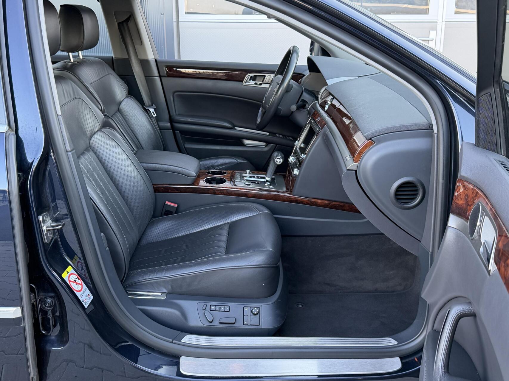 Foto van Volkswagen Phaeton