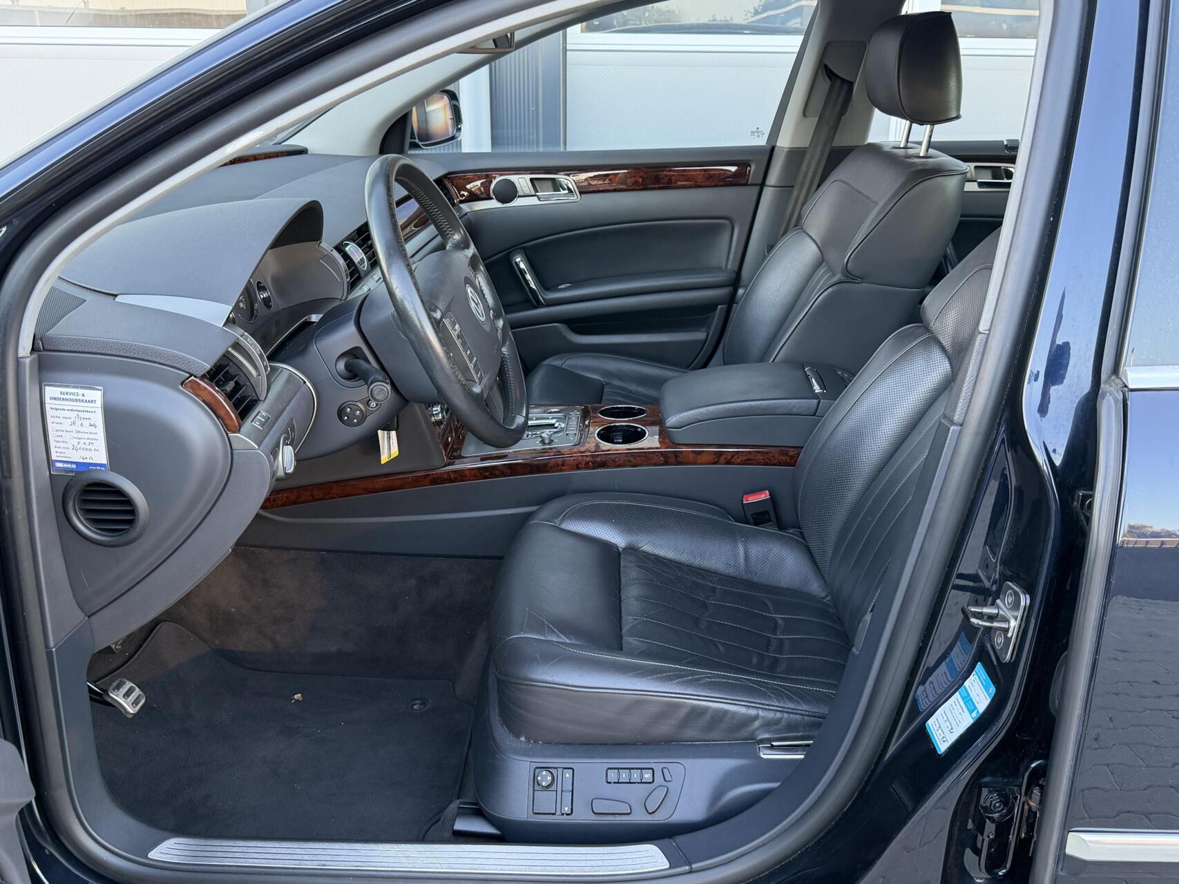 Foto van Volkswagen Phaeton
