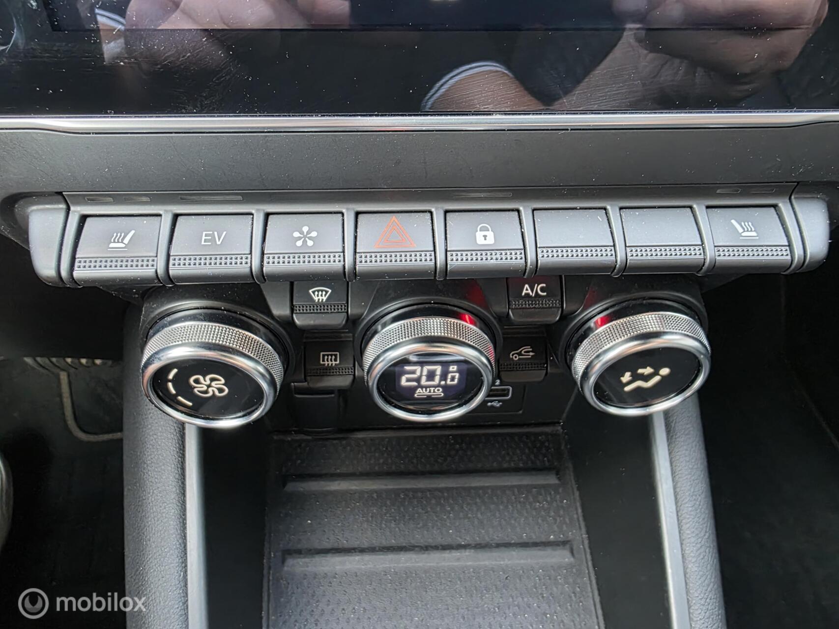 Foto van Renault Captur (e-tech Plug-in Hybrid)