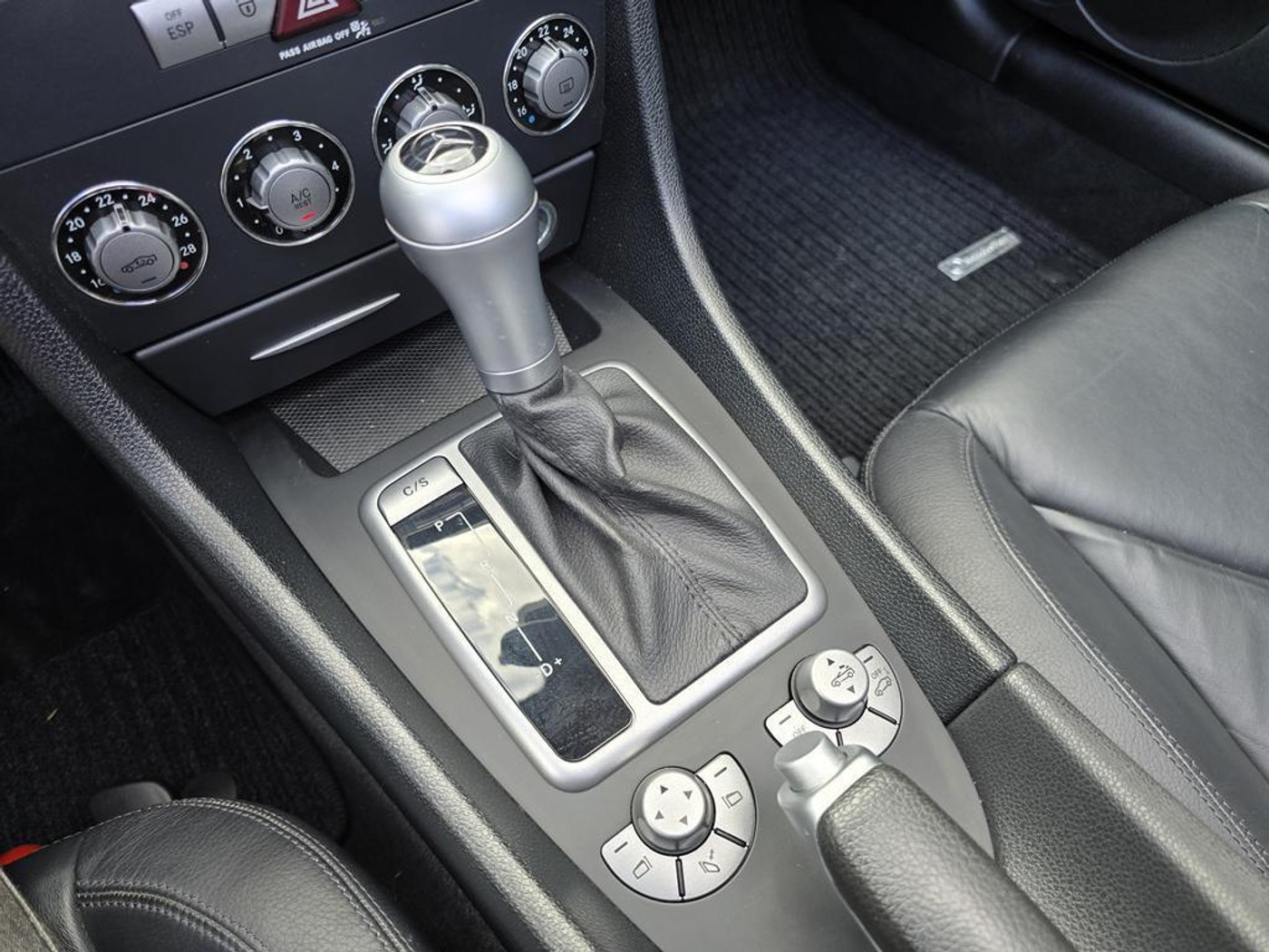 Foto van Mercedes-Benz SLK 280