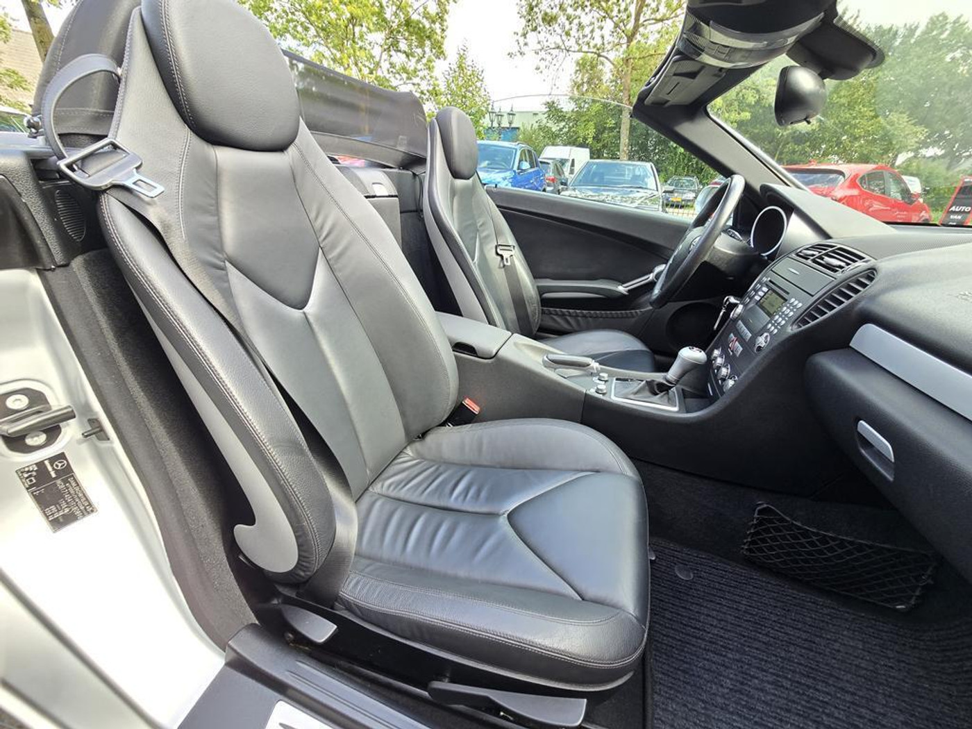 Foto van Mercedes-Benz SLK 280
