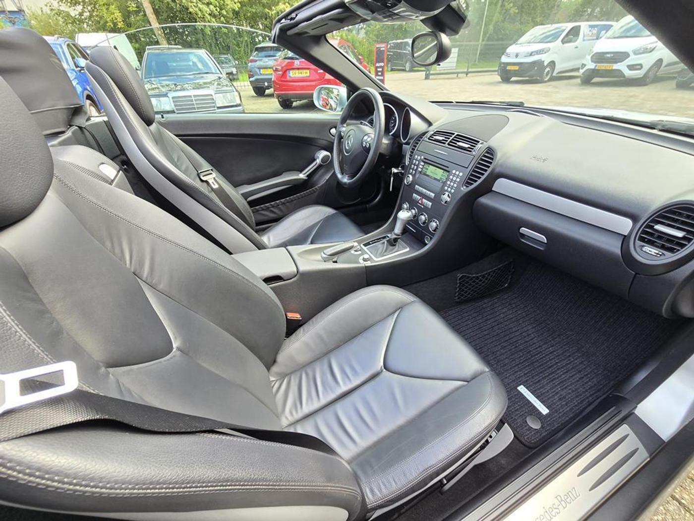 Foto van Mercedes-Benz SLK 280
