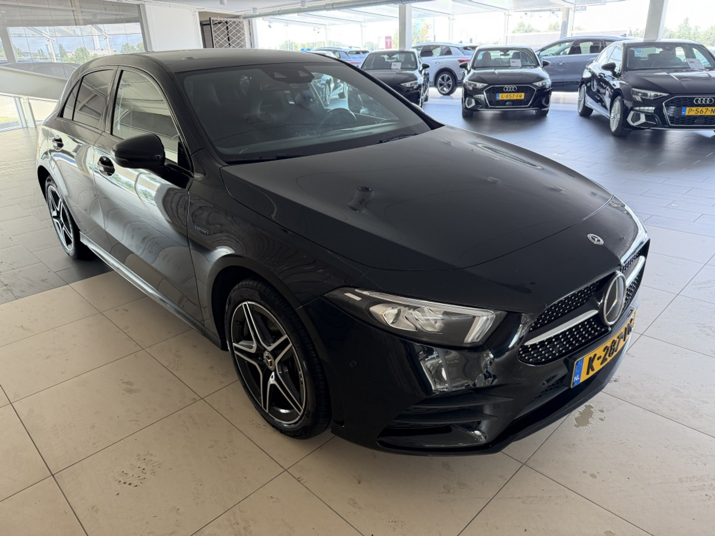 Foto van Mercedes-Benz A 250 E