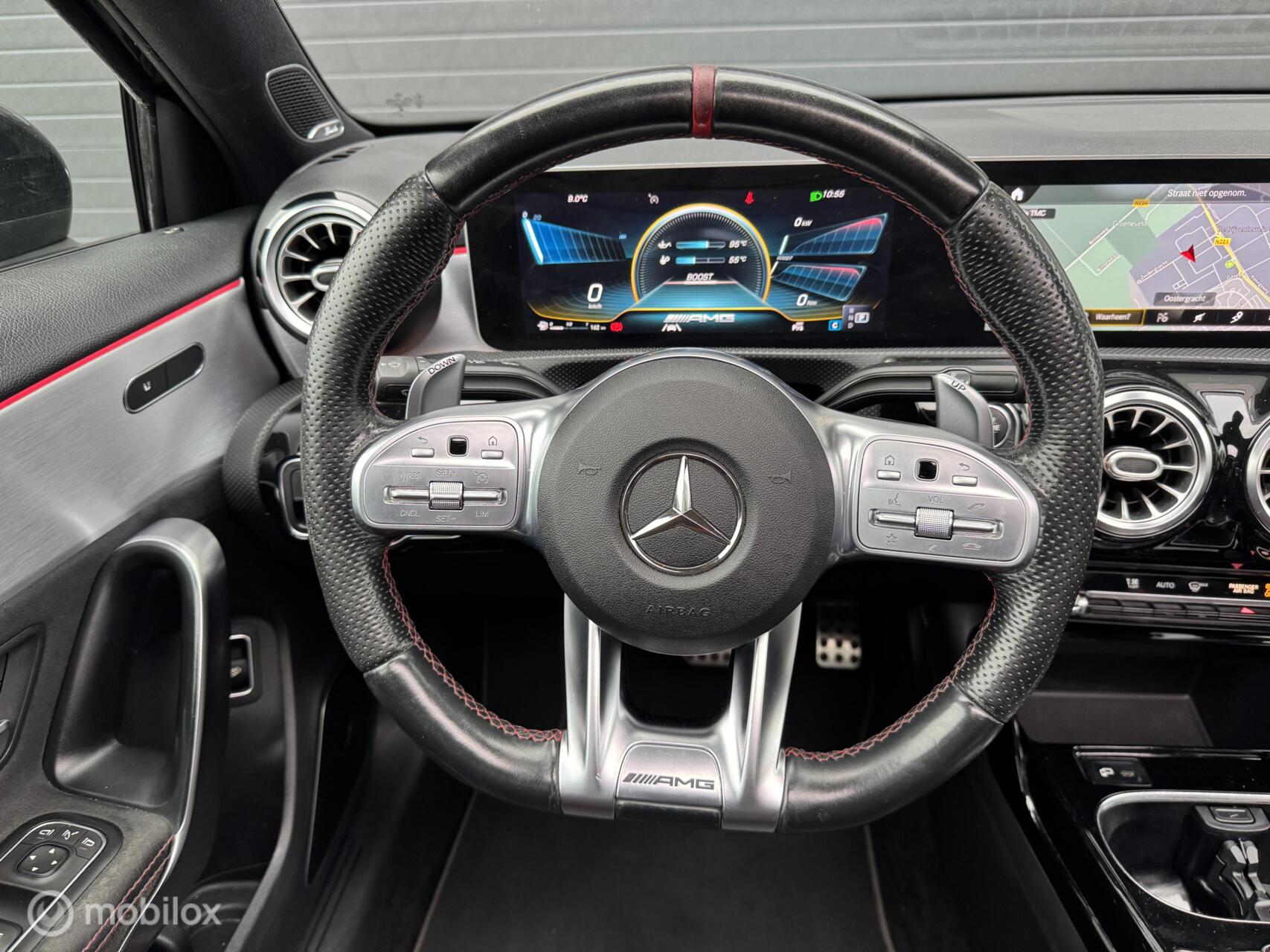 Foto van Mercedes-Benz AMG A 35
