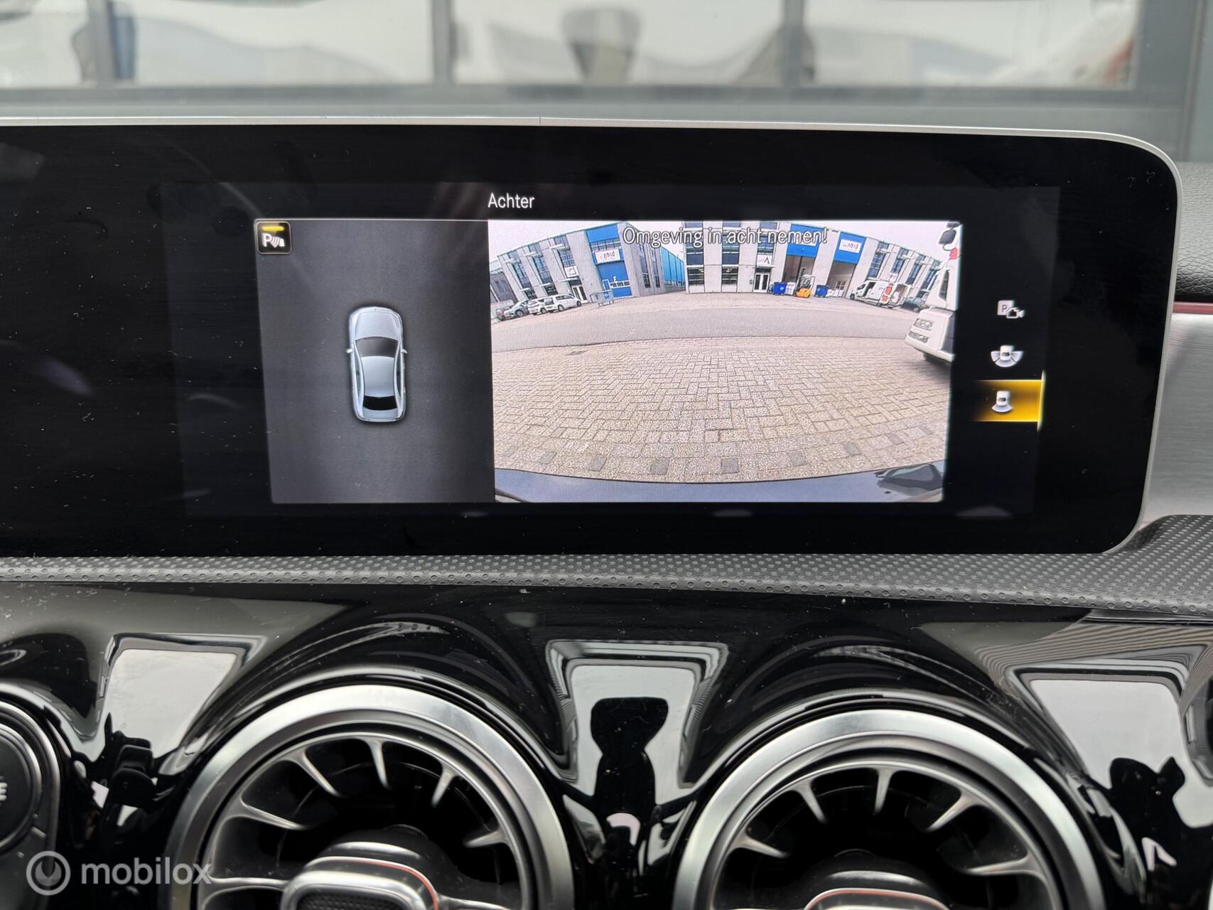 Foto van Mercedes-Benz AMG A 35