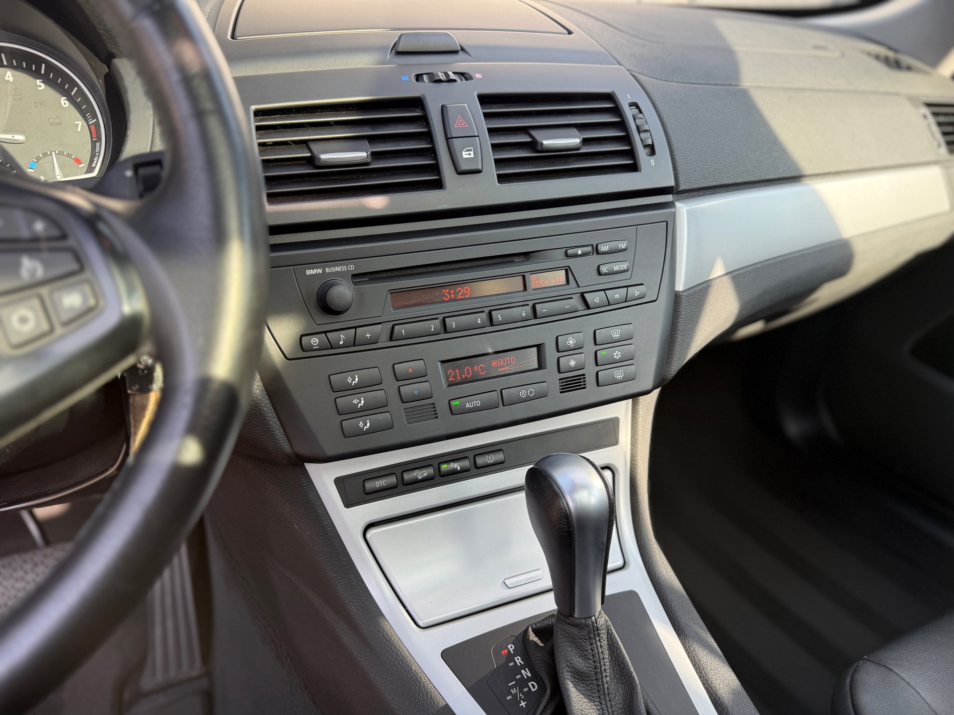 Foto van BMW X3 2.5si