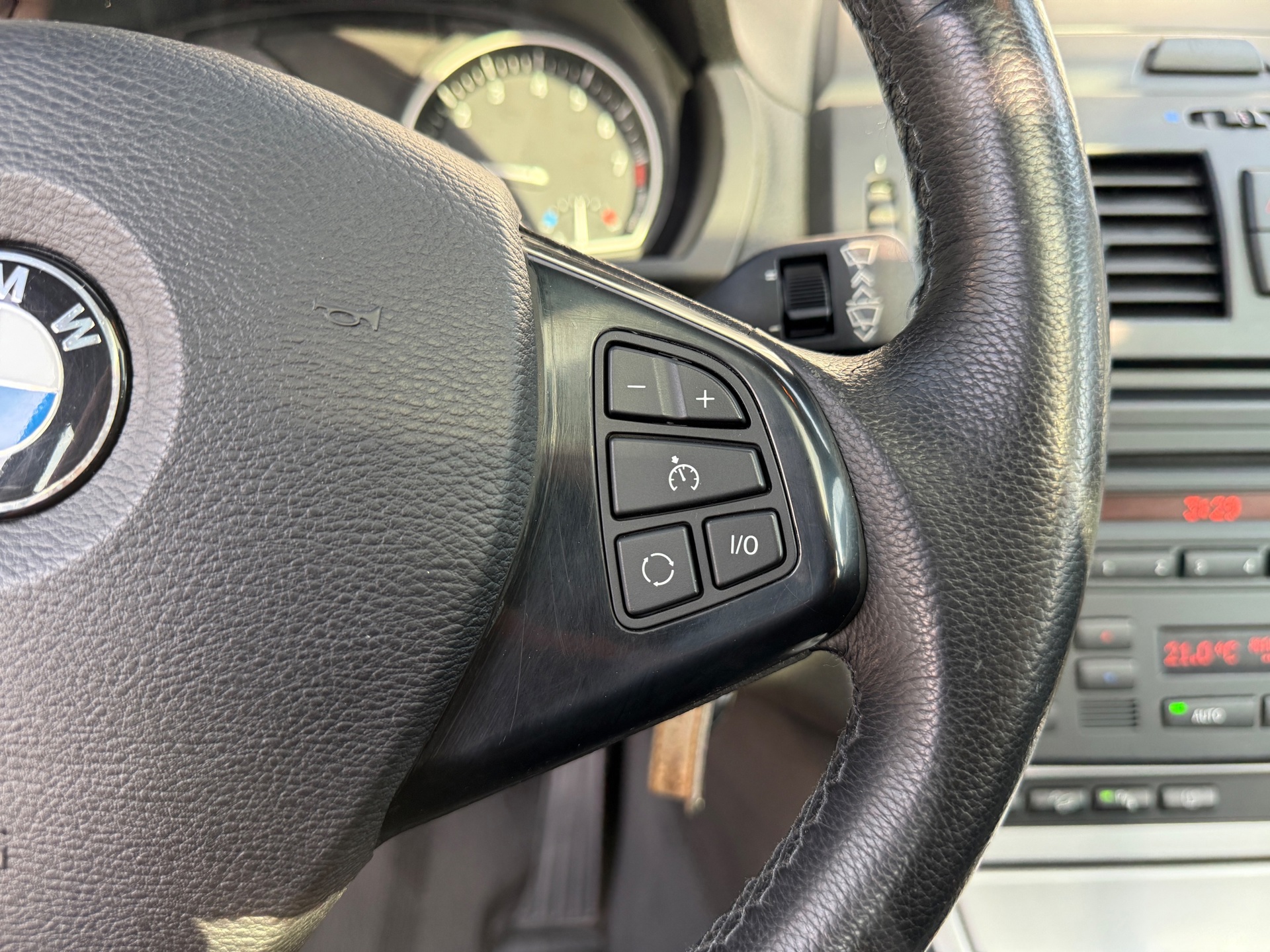 Foto van BMW X3 2.5si