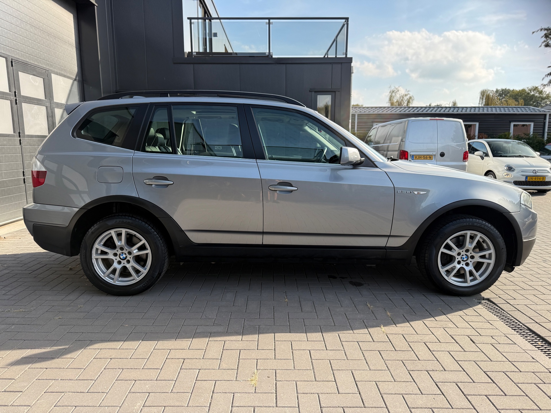 Foto van BMW X3 2.5si