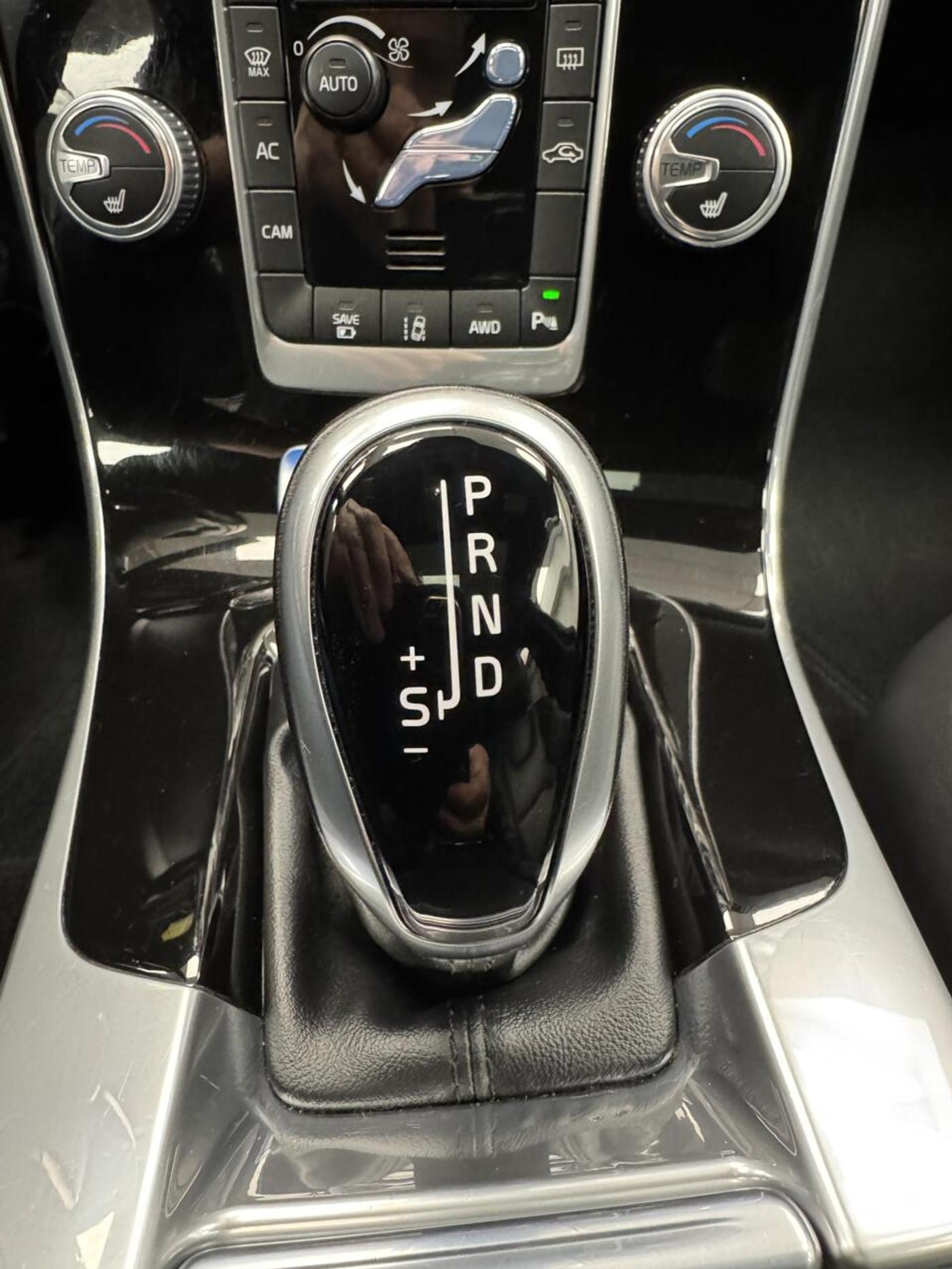 Foto van Volvo V60 Twin Engine