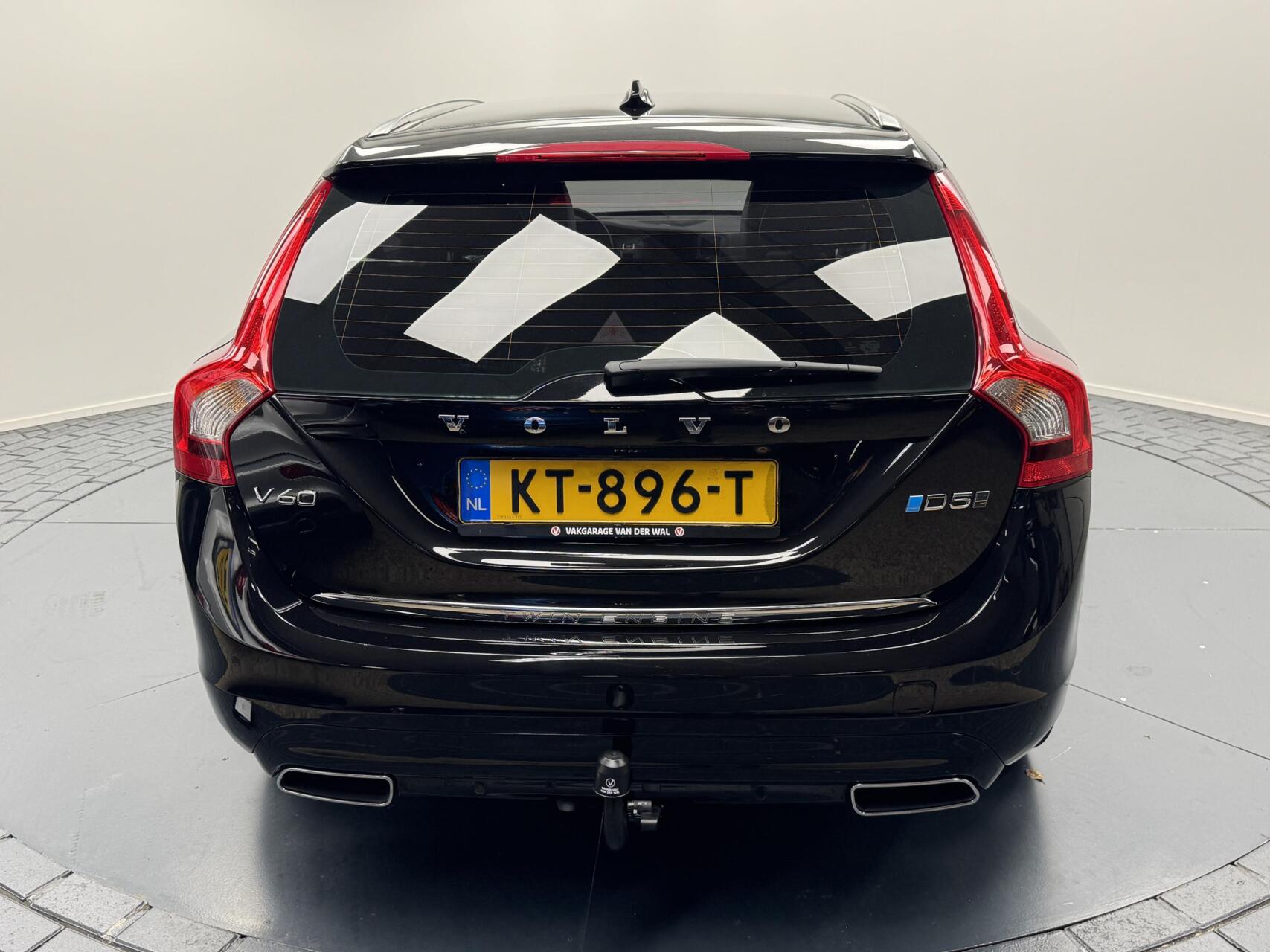Foto van Volvo V60 Twin Engine