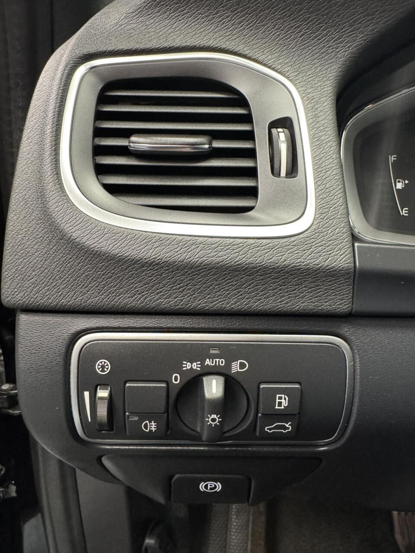 Foto van Volvo V60 Twin Engine