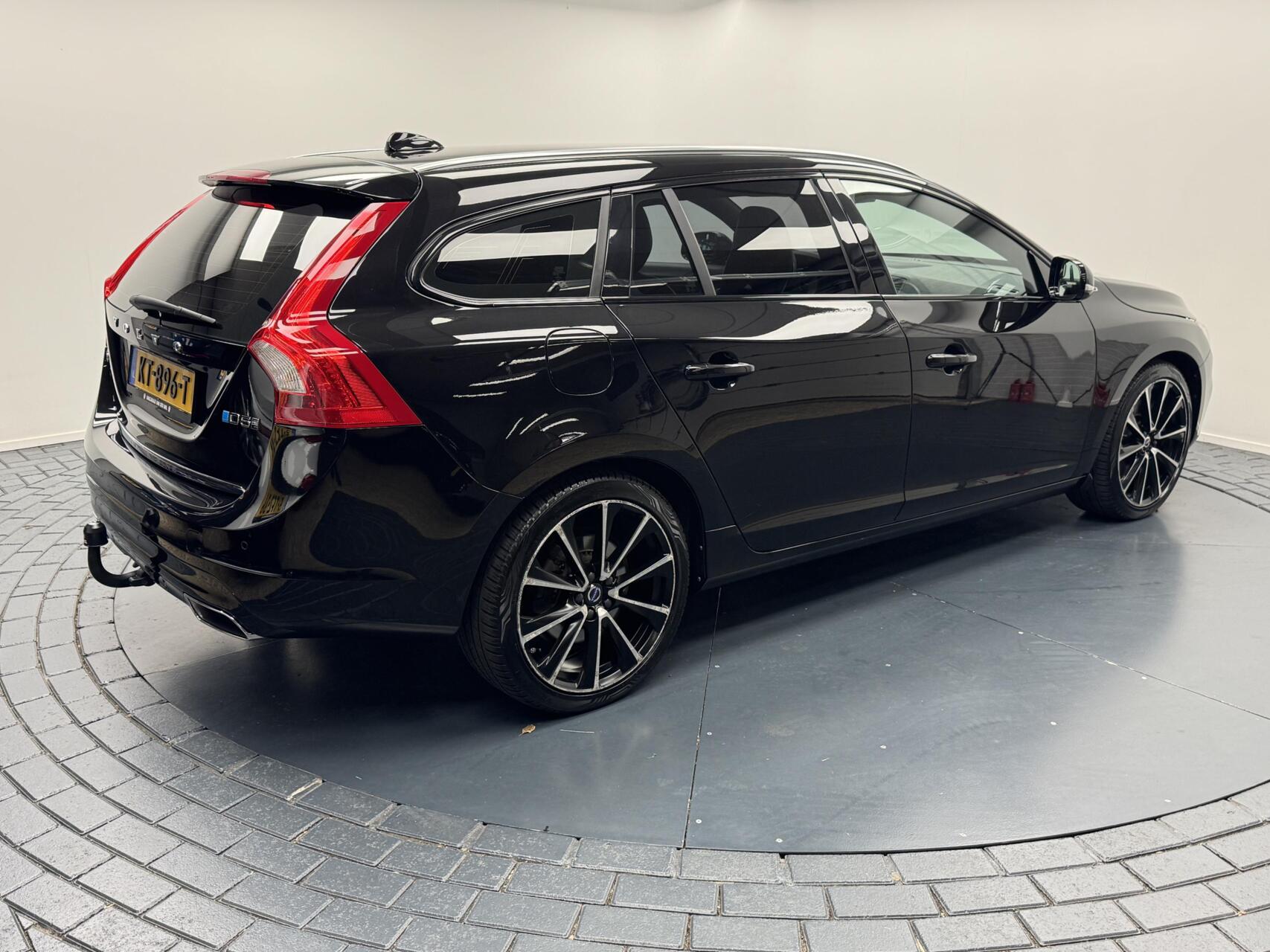 Foto van Volvo V60 Twin Engine