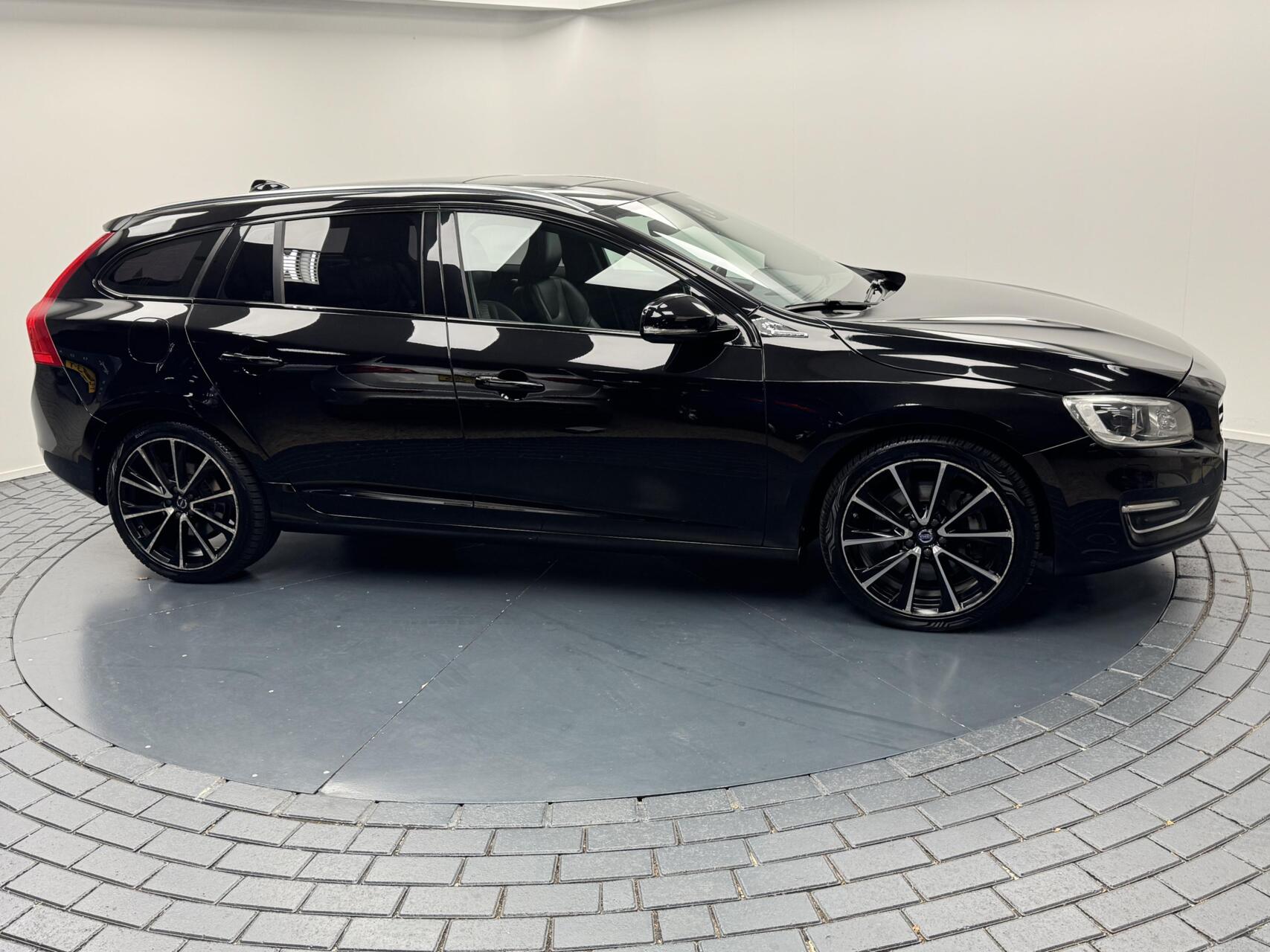 Foto van Volvo V60 Twin Engine