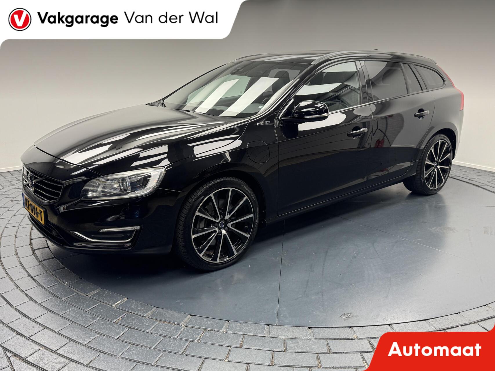 Volvo V60 Twin Engine 2.4 D5 Plug-In Hybrid Polestar Automaat-Trekhaak-Panoramadak-Navigatie-Cr.contr-Clima-Camera-Parkeersensoren-Stoelverwarming-Leder-Lm19''velgen 2016 - voorkant