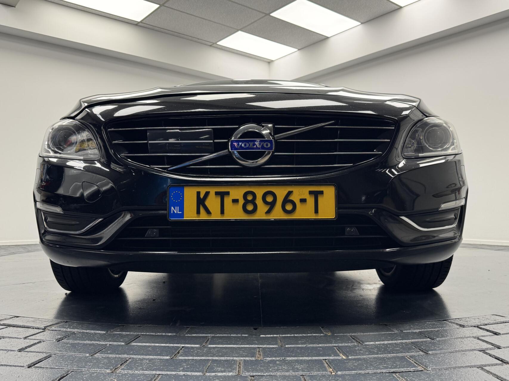 Foto van Volvo V60 Twin Engine