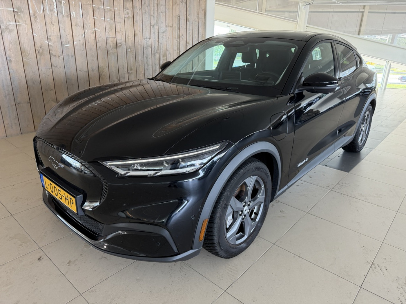 Ford Mustang Mach-e RWD 75 kWh SOH 93,5% 2021 - voorkant