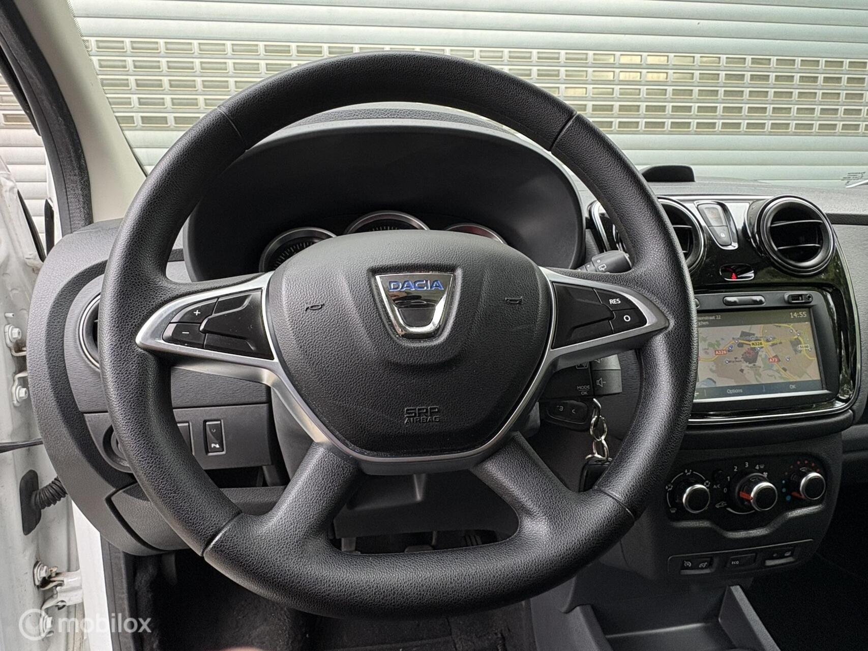 Foto van Dacia Lodgy
