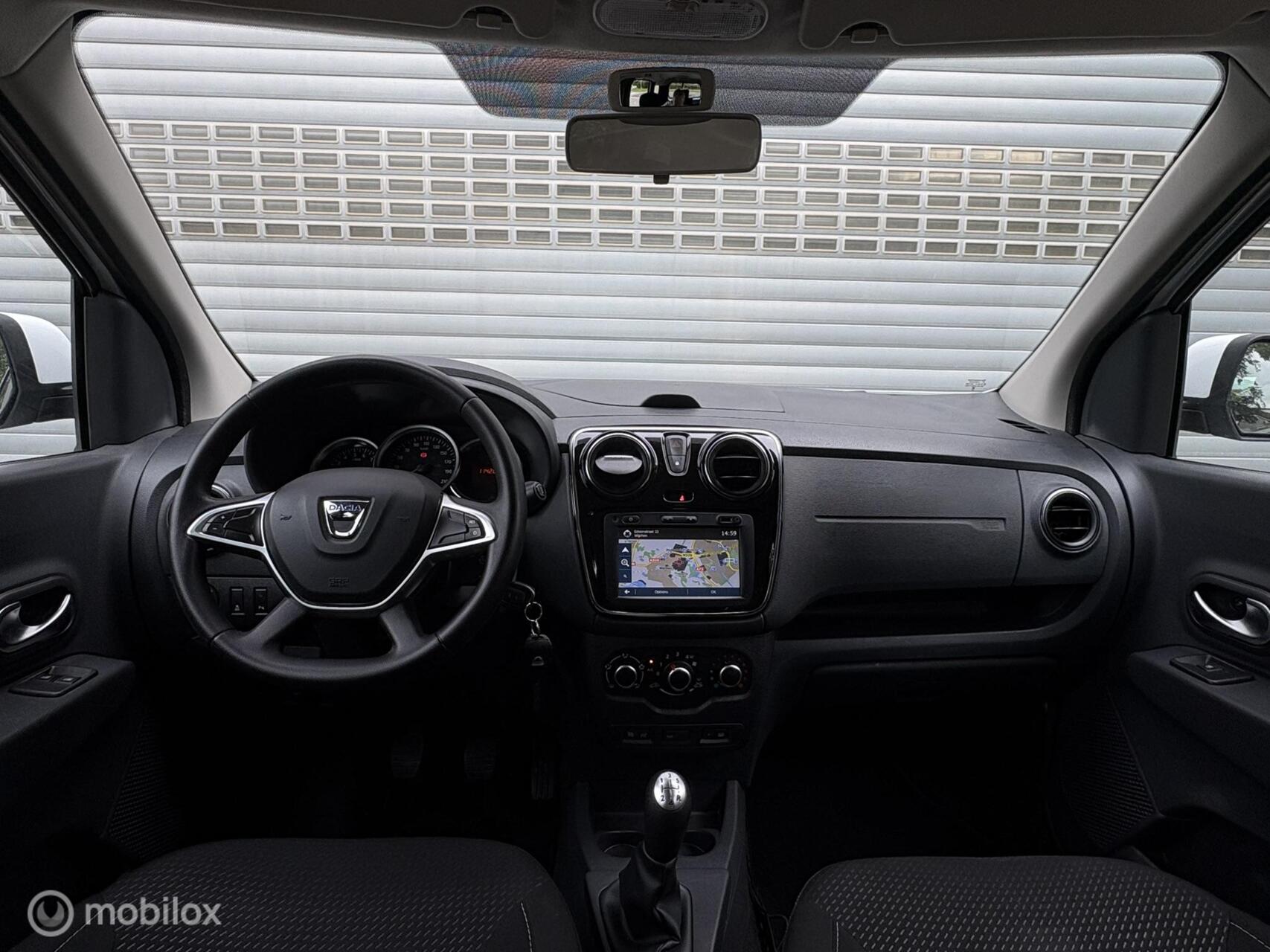 Foto van Dacia Lodgy