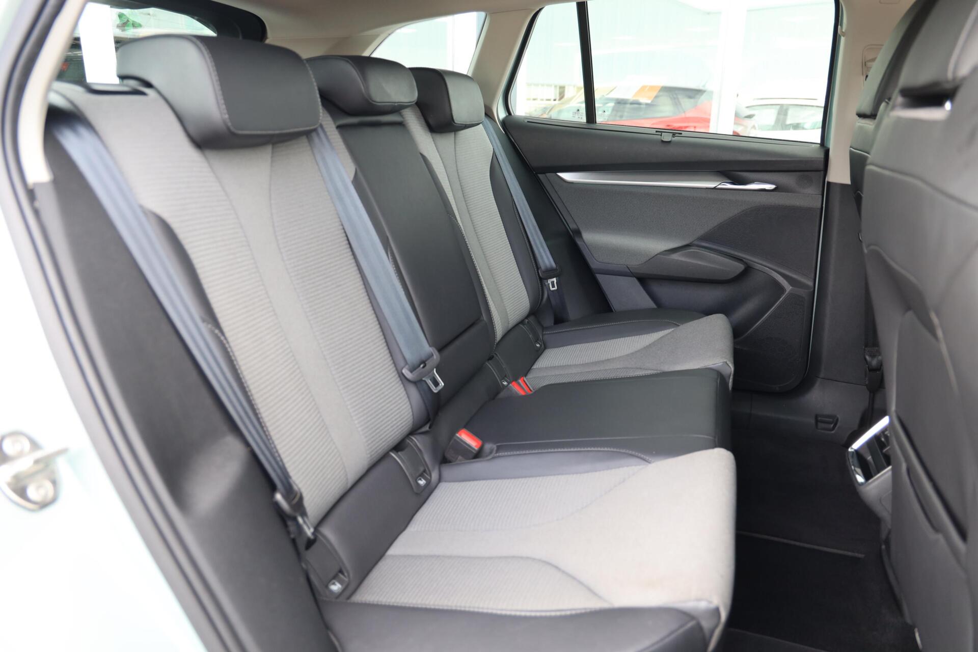 Foto van Skoda Enyaq 60