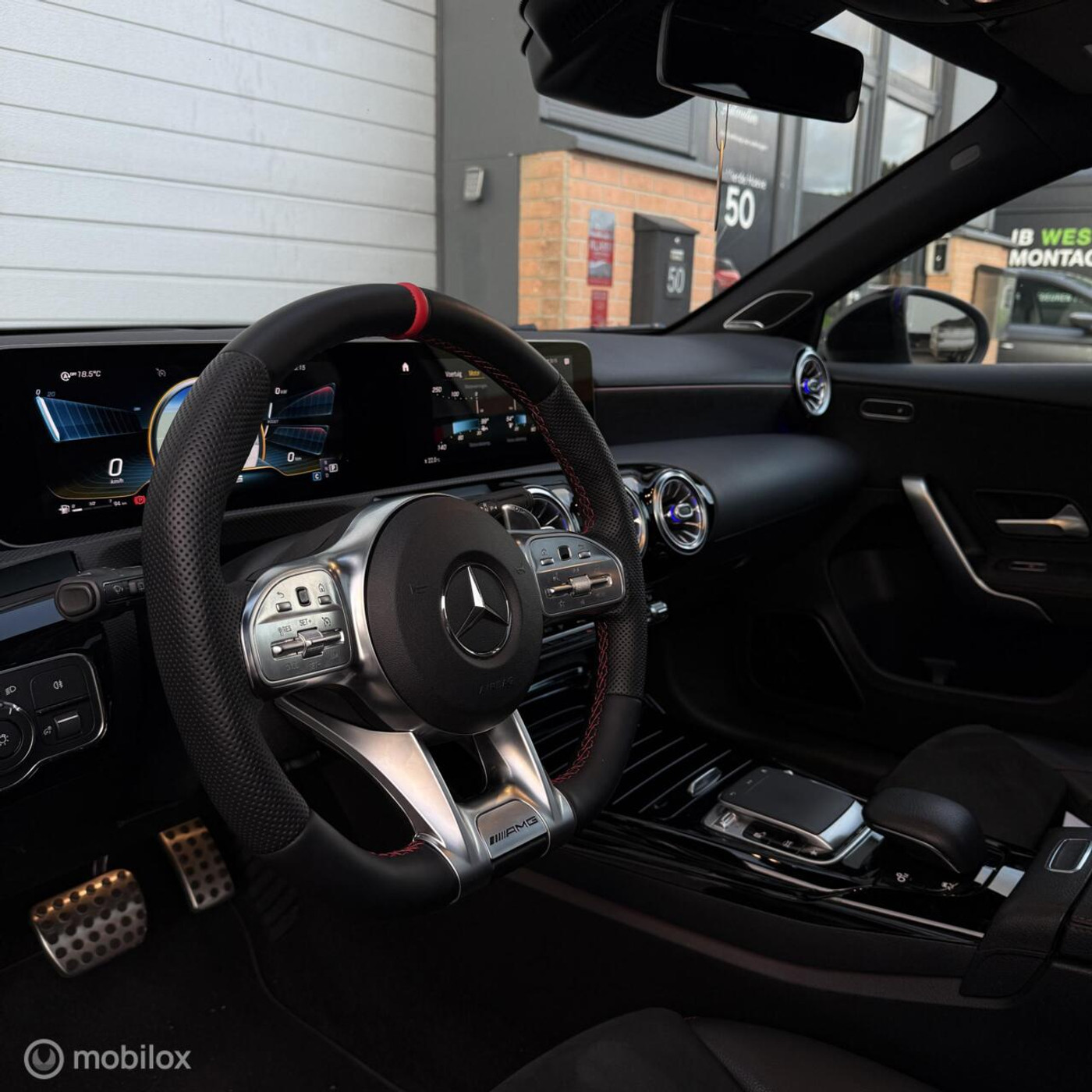 Foto van Mercedes-Benz AMG A 35