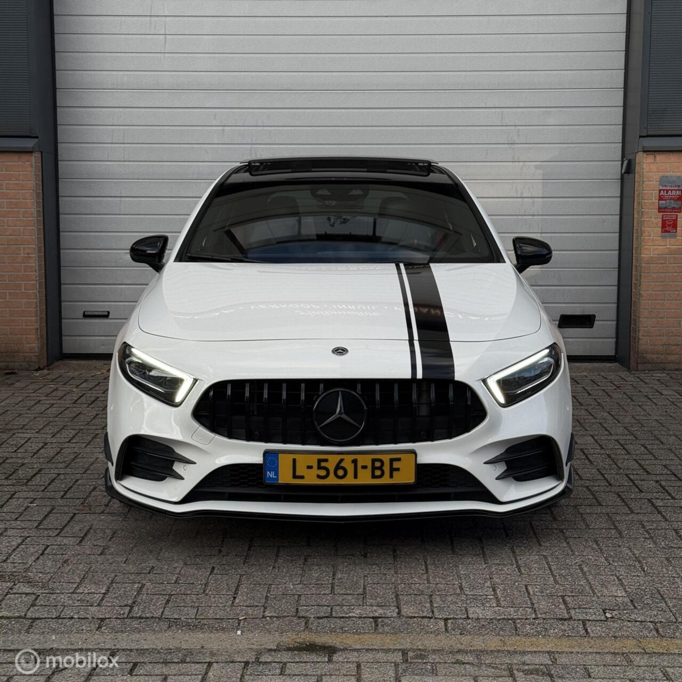 Foto van Mercedes-Benz AMG A 35