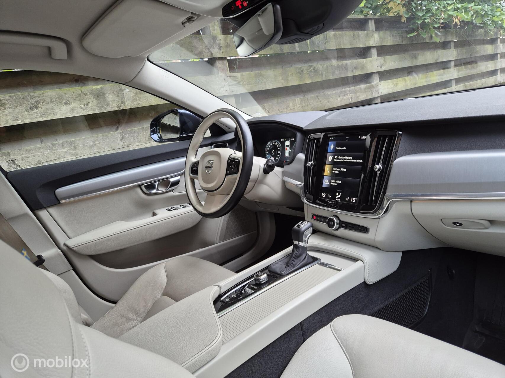 Foto van Volvo V90