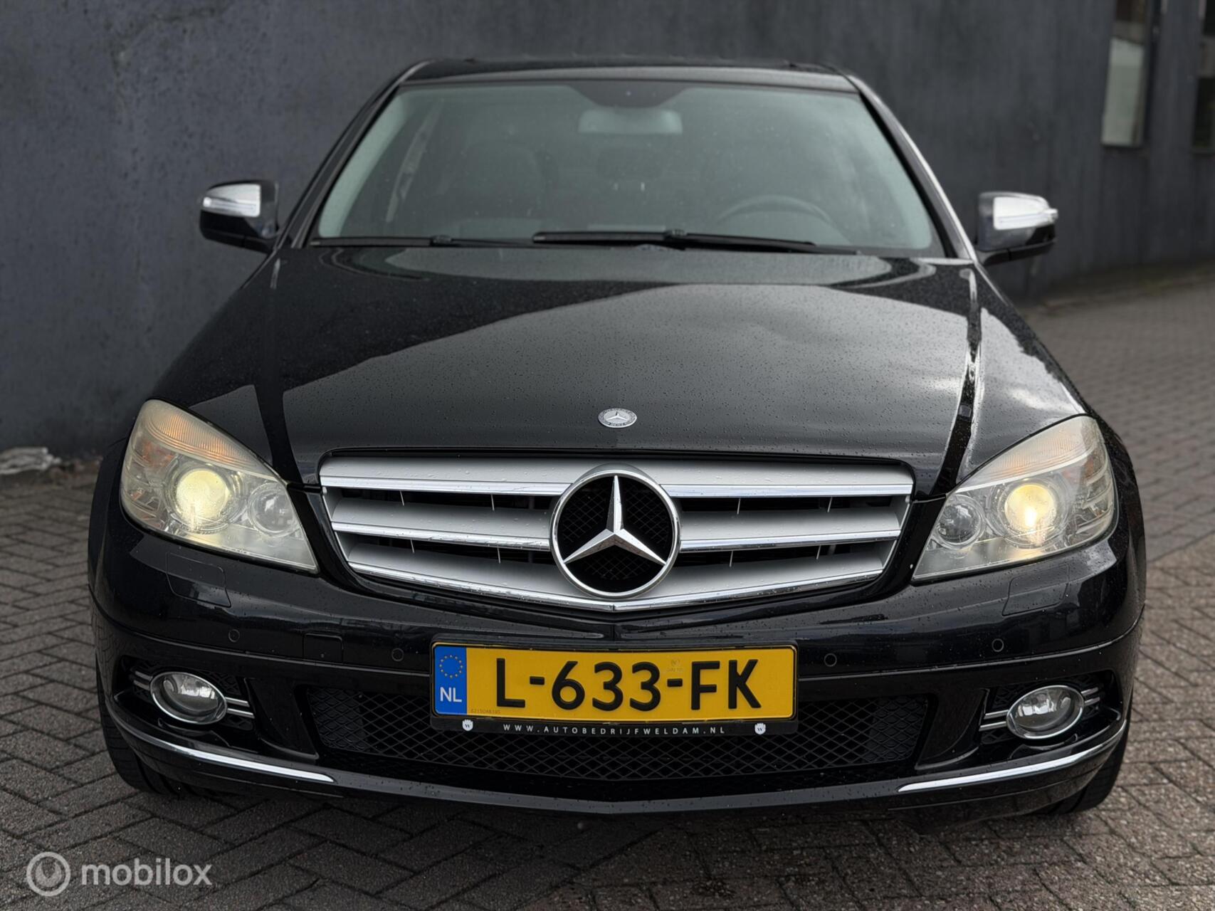 Foto van Mercedes-Benz C 280