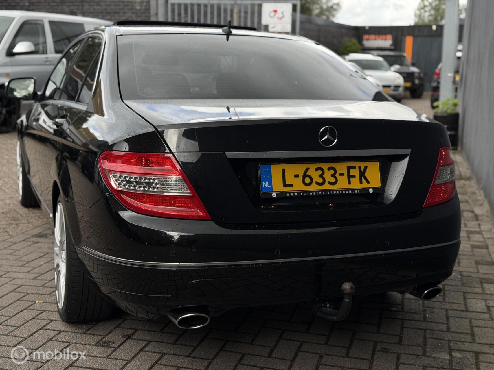 Foto van Mercedes-Benz C 280