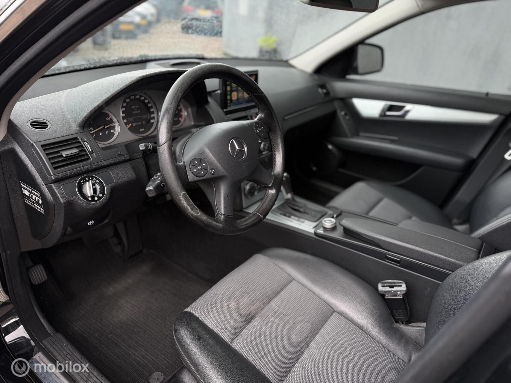 Foto van Mercedes-Benz C 280