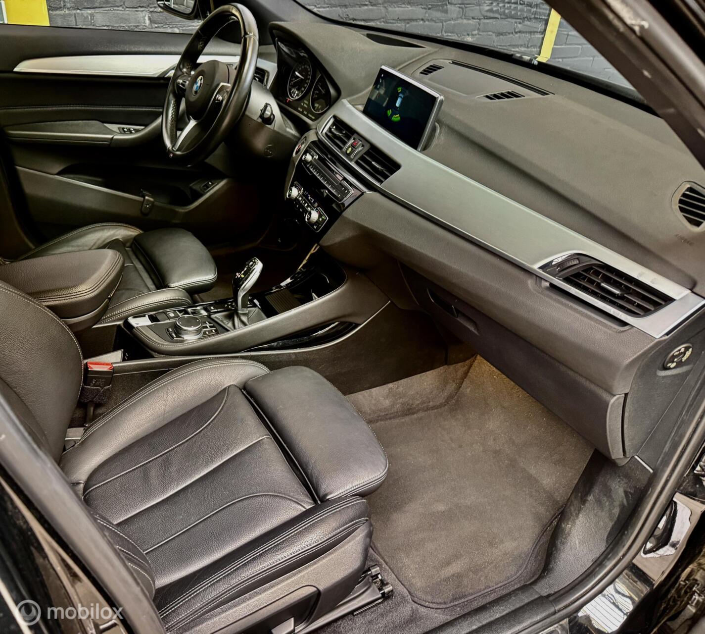 Foto van BMW X1 Xdrive25i
